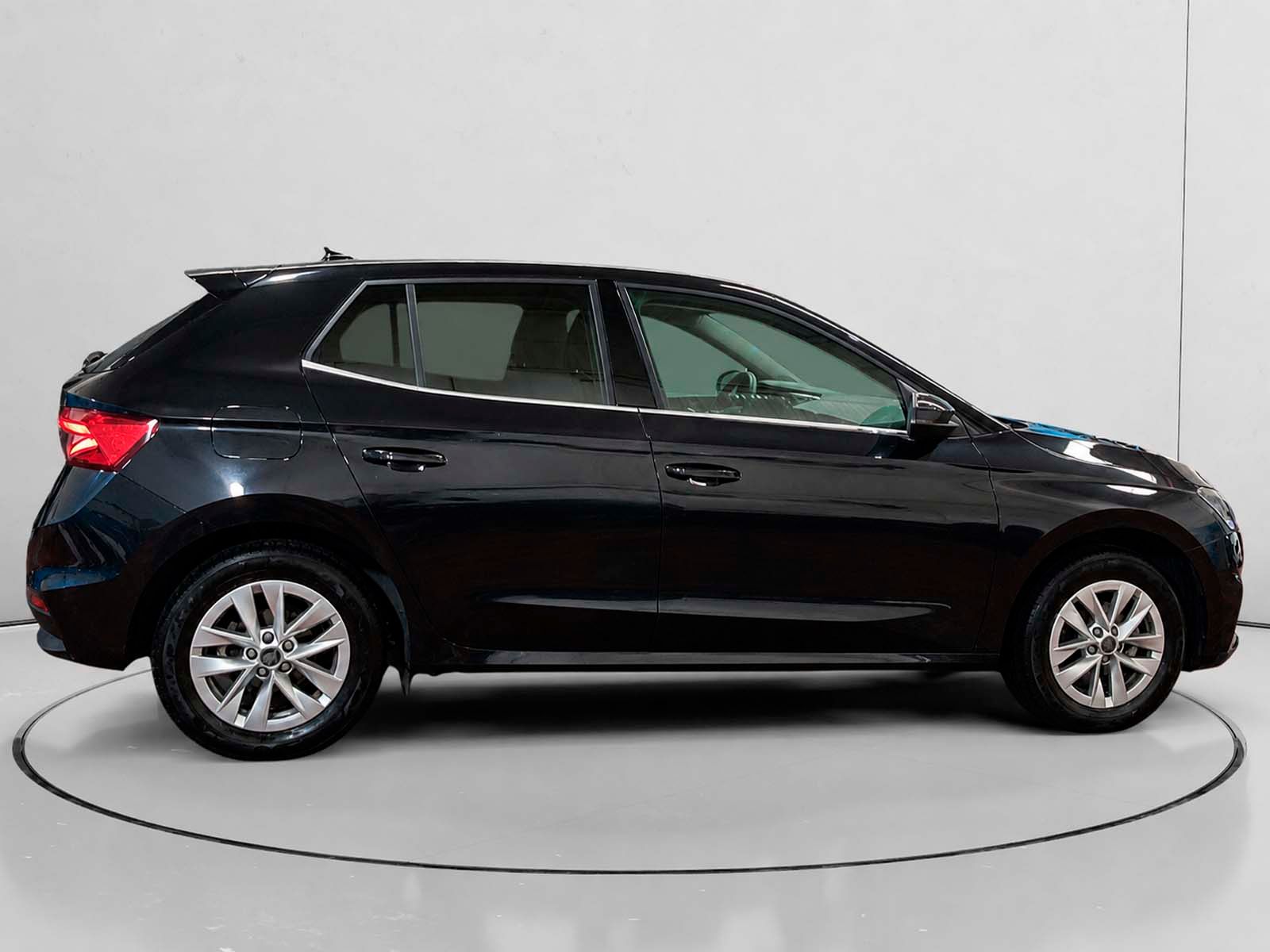 Škoda Fabia 1.0 TSI Selection - foto 2