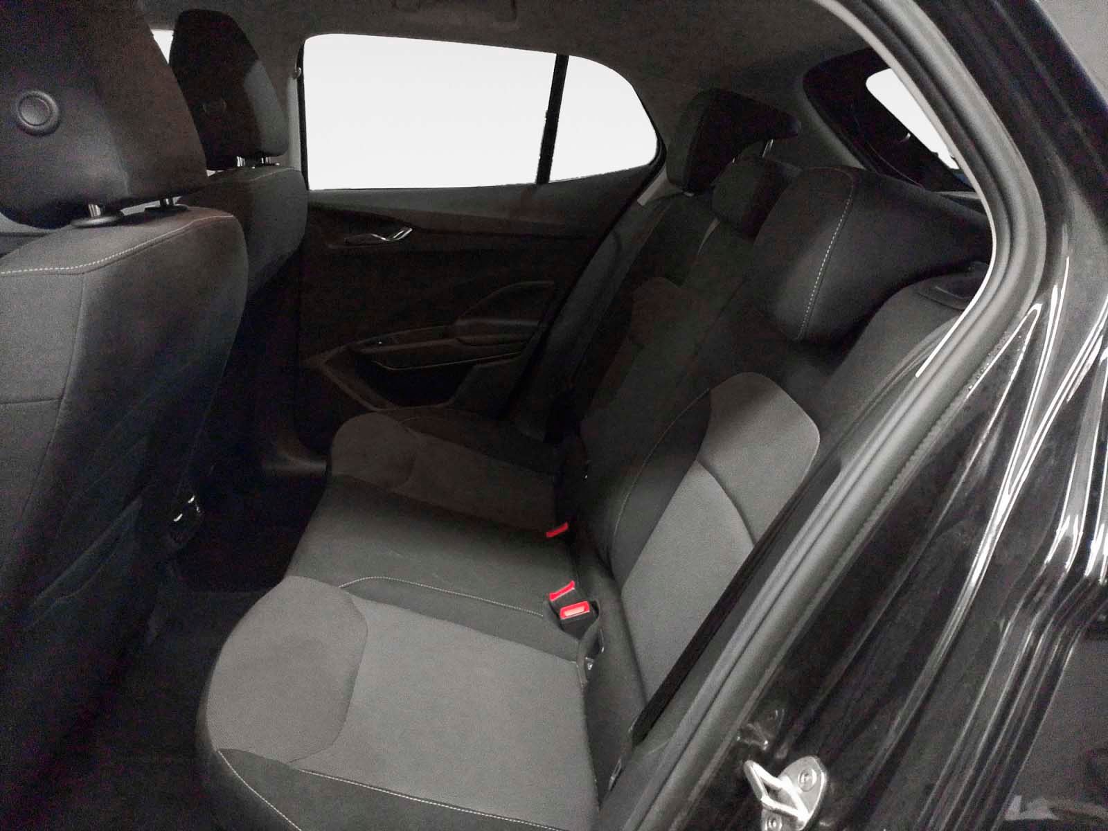 Škoda Fabia 1.0 TSI Selection - foto 11