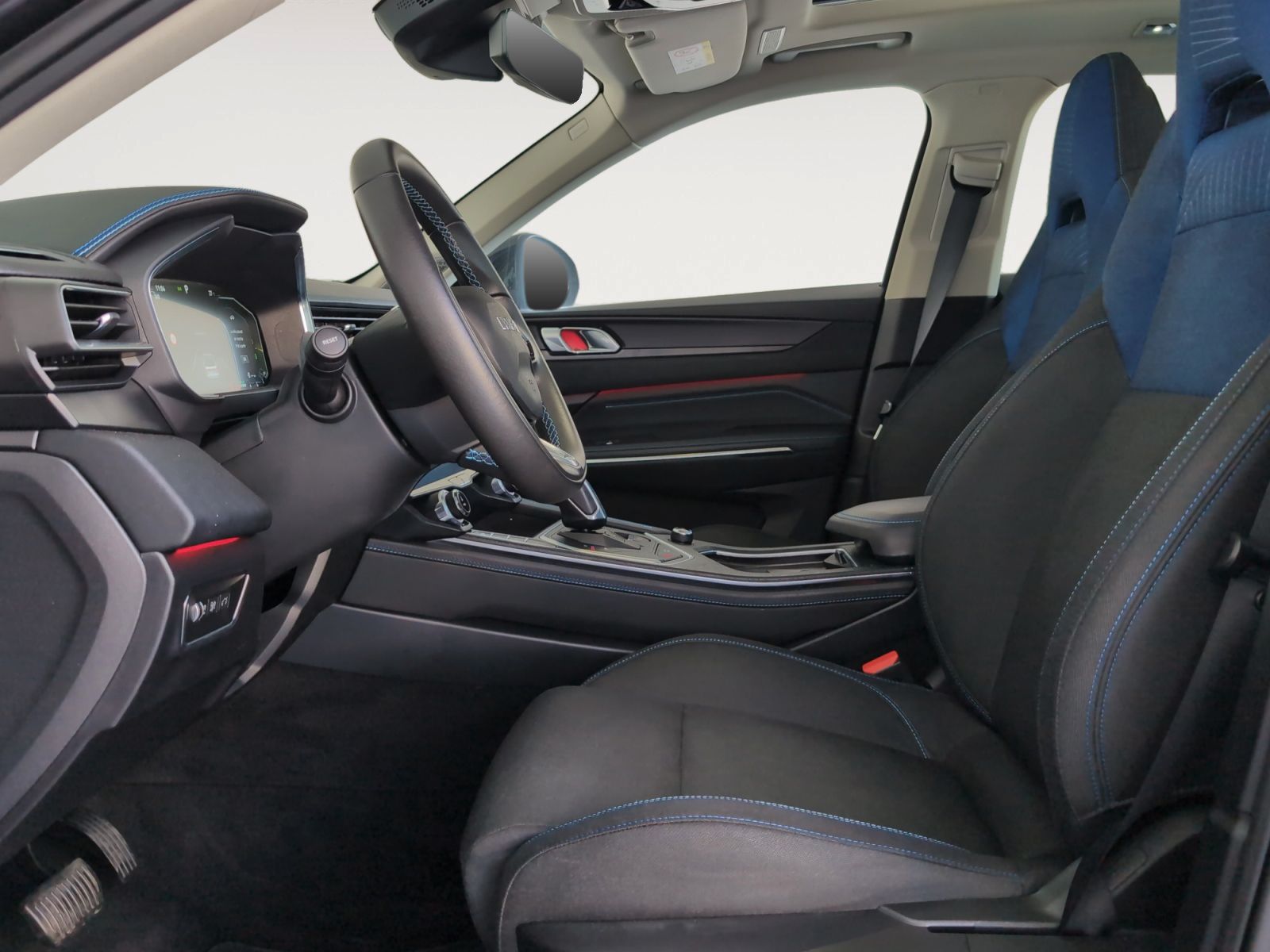Lynk & Co 01 1.5 PHEV - foto 10