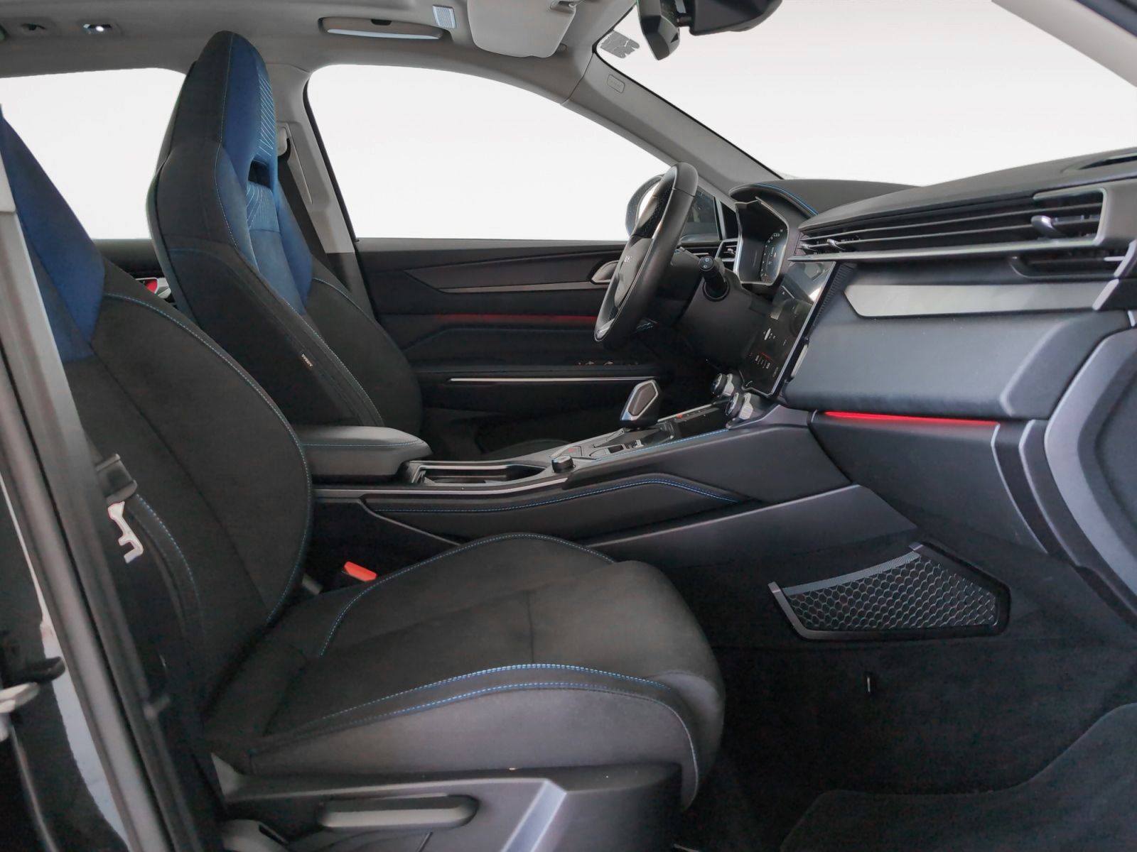 Lynk & Co 01 1.5 PHEV - foto 12