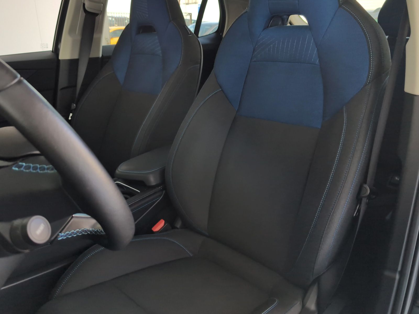 Lynk & Co 01 1.5 PHEV - foto 24