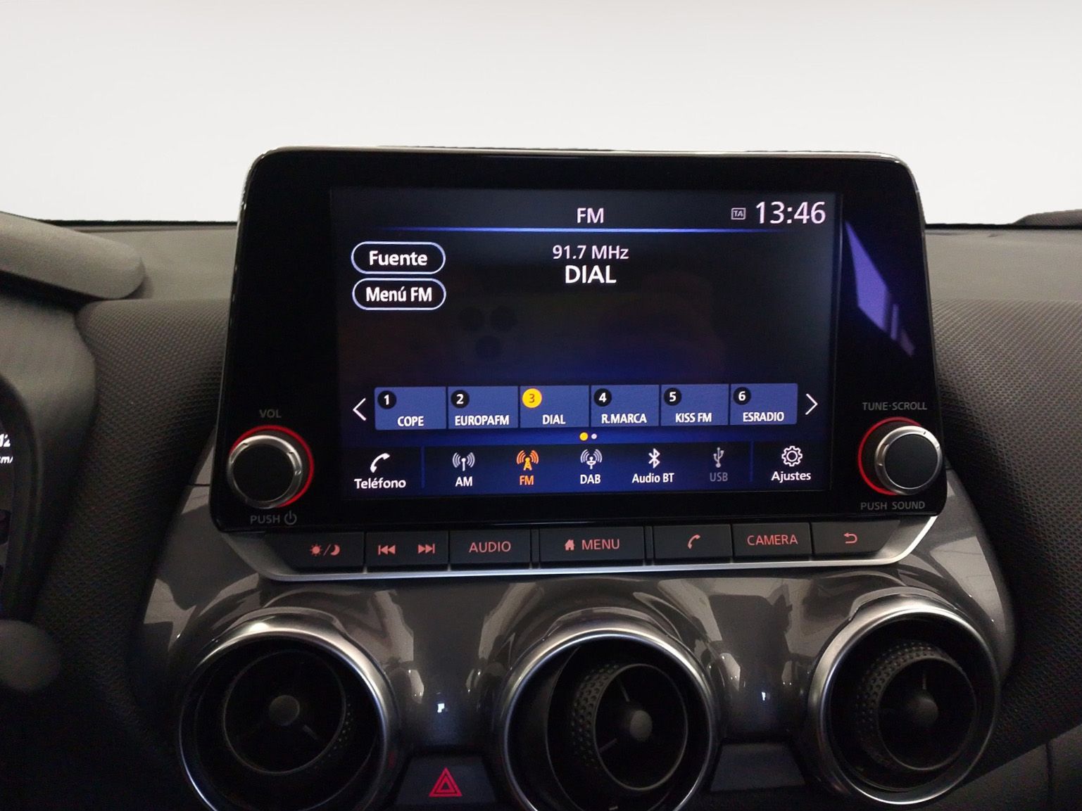 Nissan Juke DIG-T Acenta DCT - foto 17