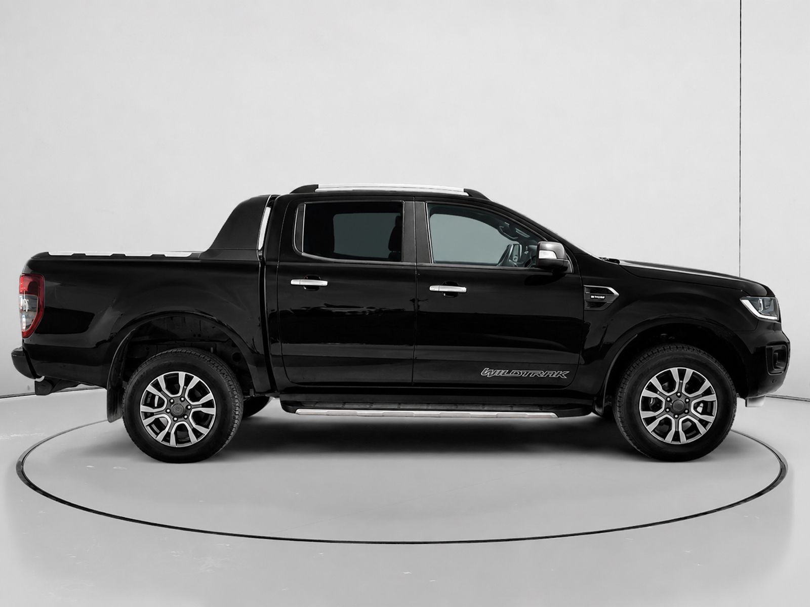 Ford Ranger Pickup 2.0 EcoBlue Doble Cabina Wildtrack 4x4 - foto 2