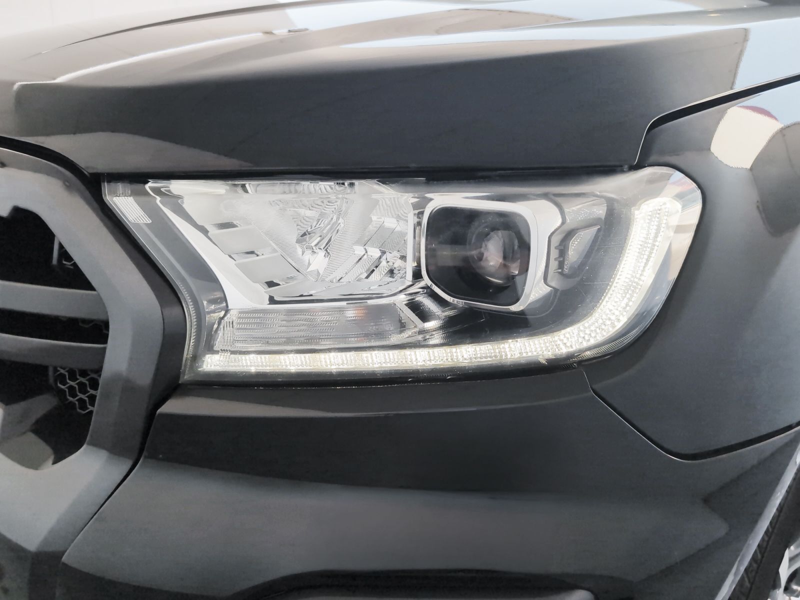 Ford Ranger Pickup 2.0 EcoBlue Doble Cabina Wildtrack 4x4 - foto 25
