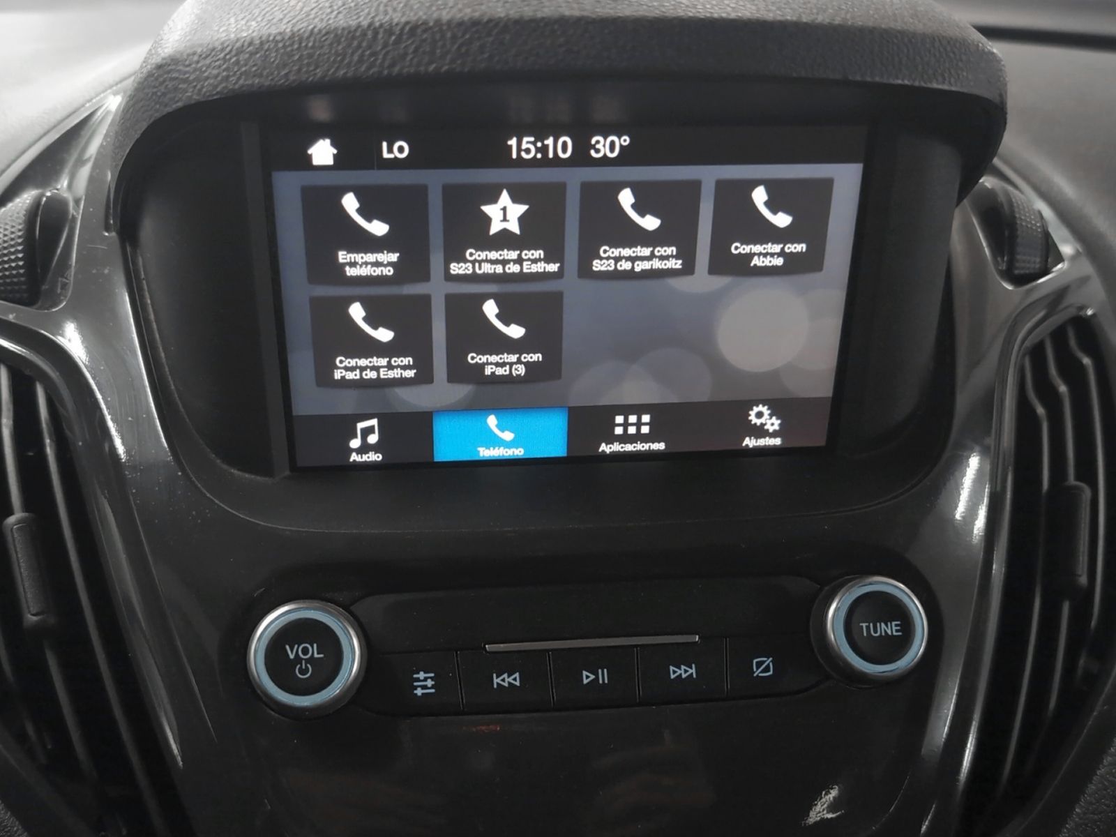 Ford Tourneo Courier 1.0 EcoBoost Titanium - foto 19