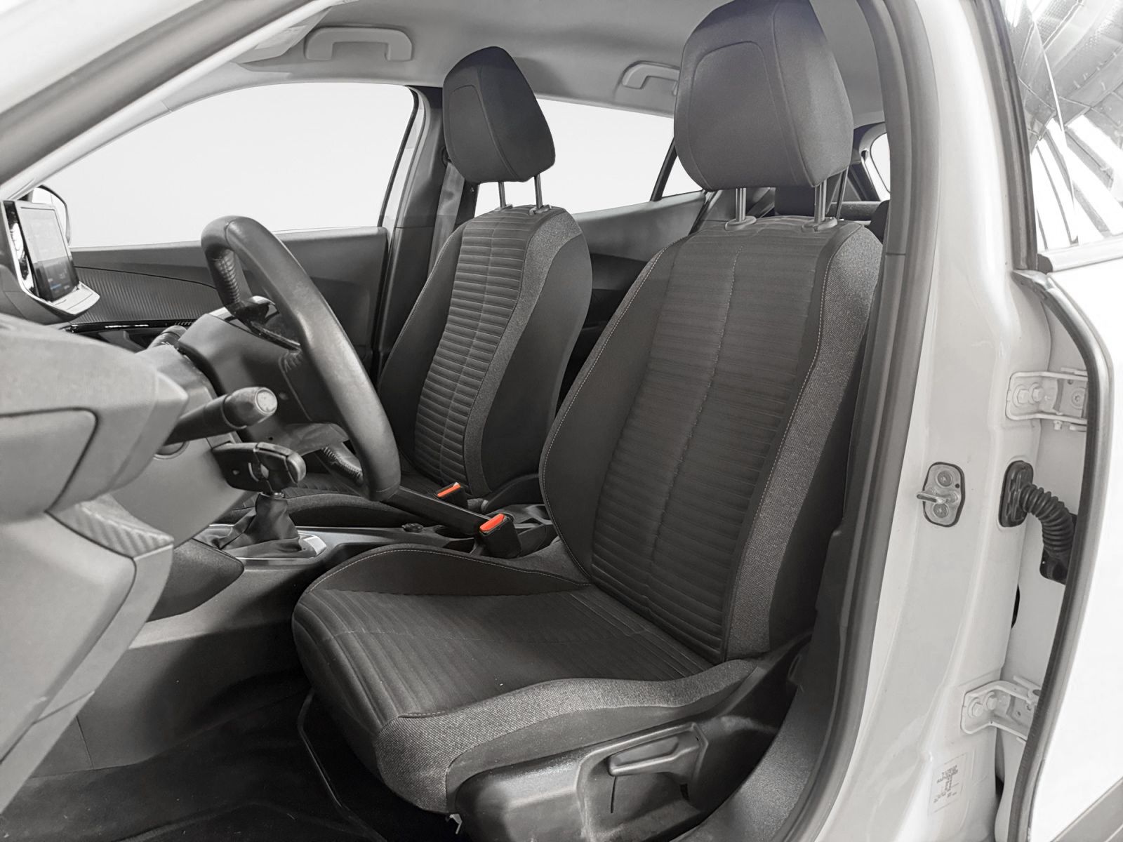 Peugeot 2008 BlueHDi 110 Active - foto 11