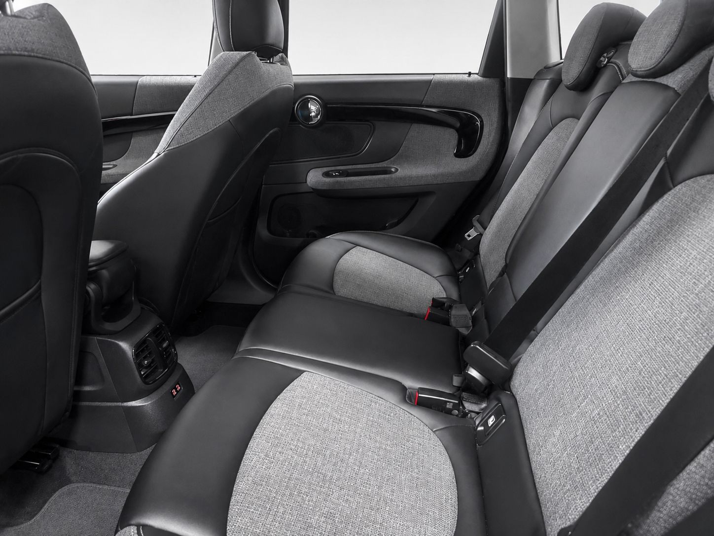 MINI Cooper S E ALL4 - foto 12