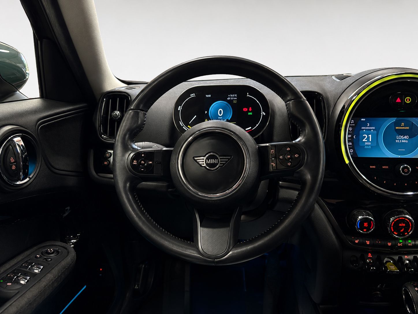 MINI Cooper S E ALL4 - foto 10