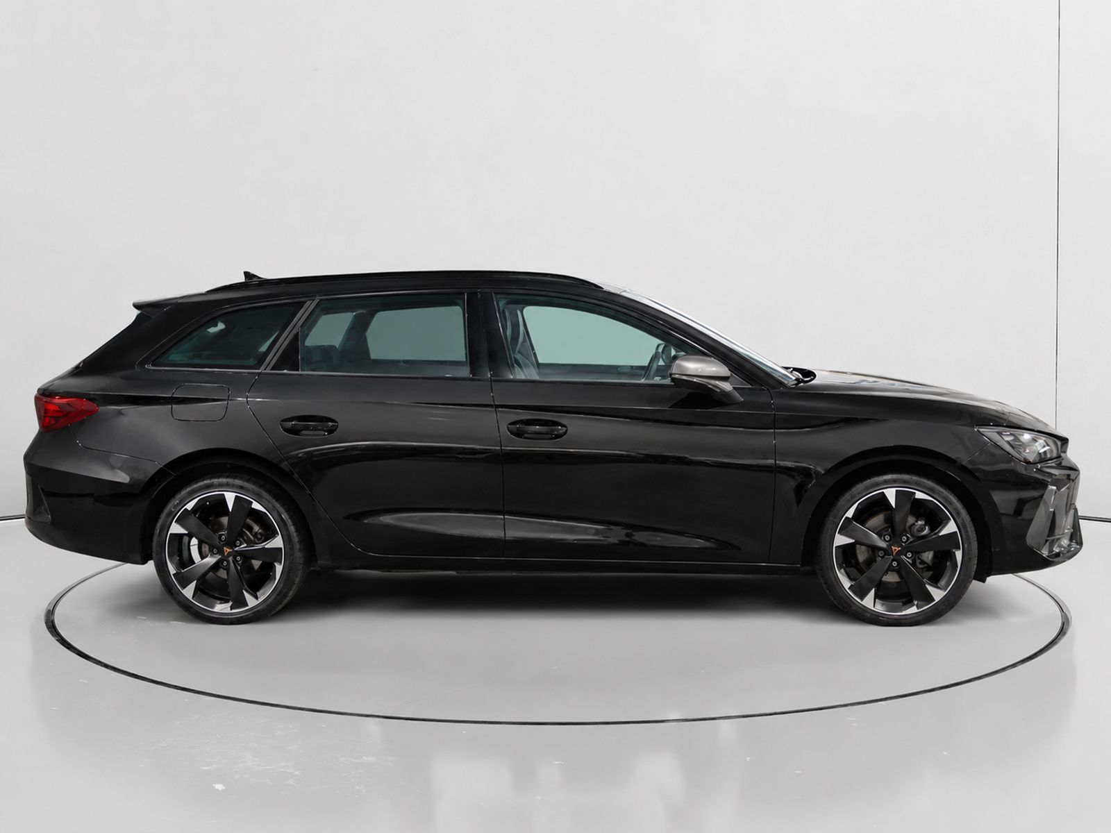 Cupra León 1.5 eTSI DSG - foto 2