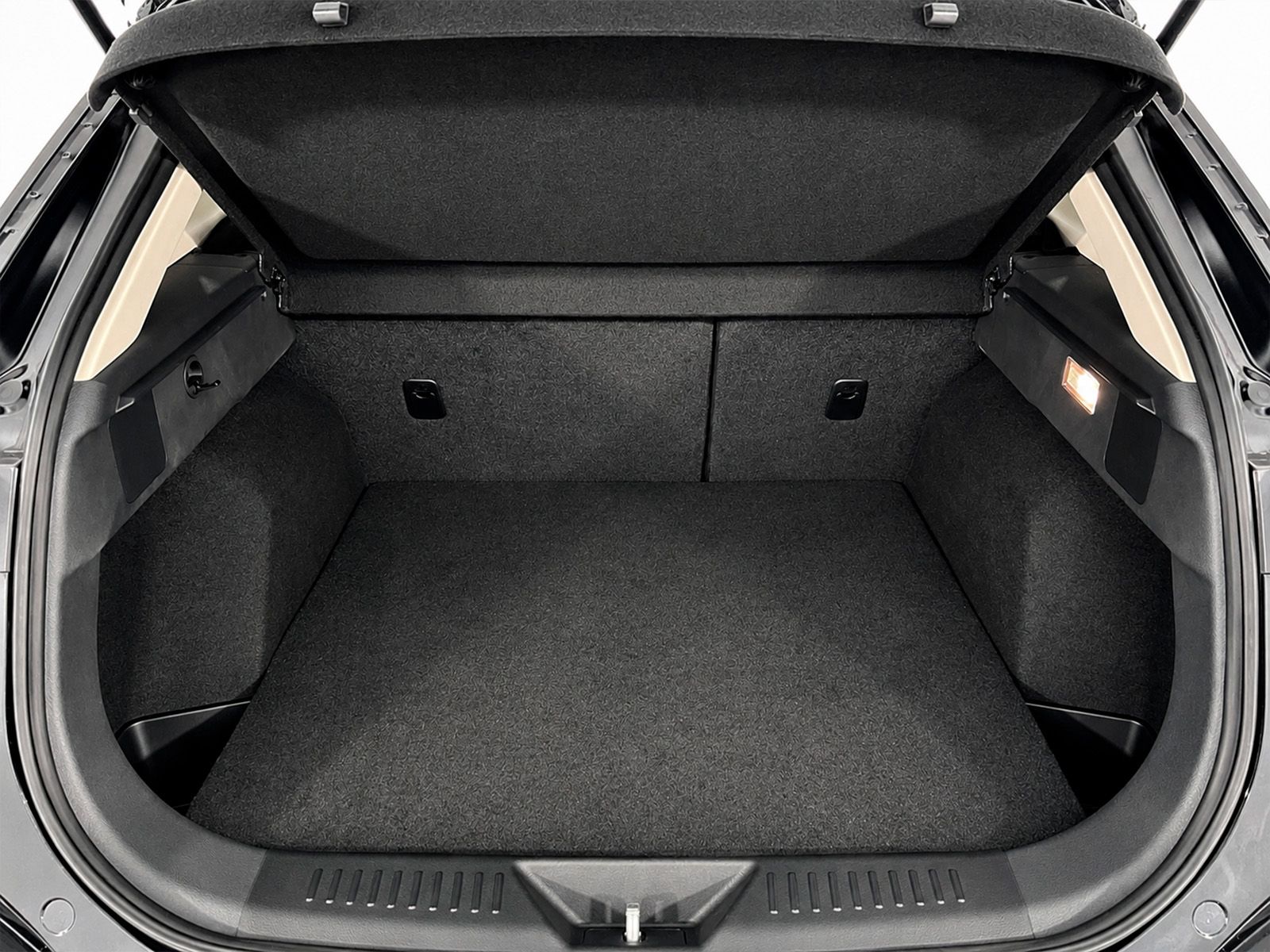 Bestune T77 1.5T DCT Premium - foto 15