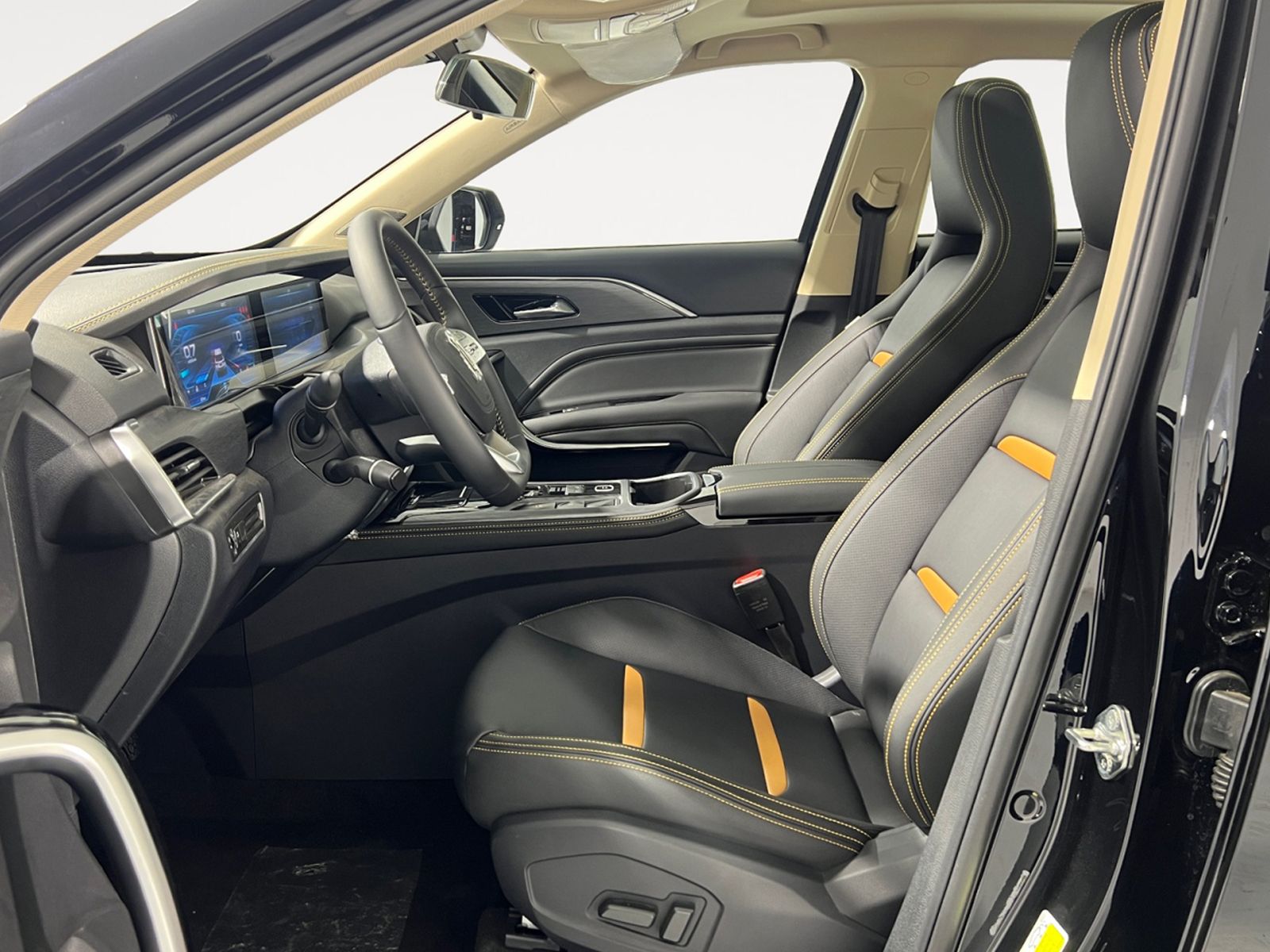 Bestune T77 1.5T DCT Premium - foto 11