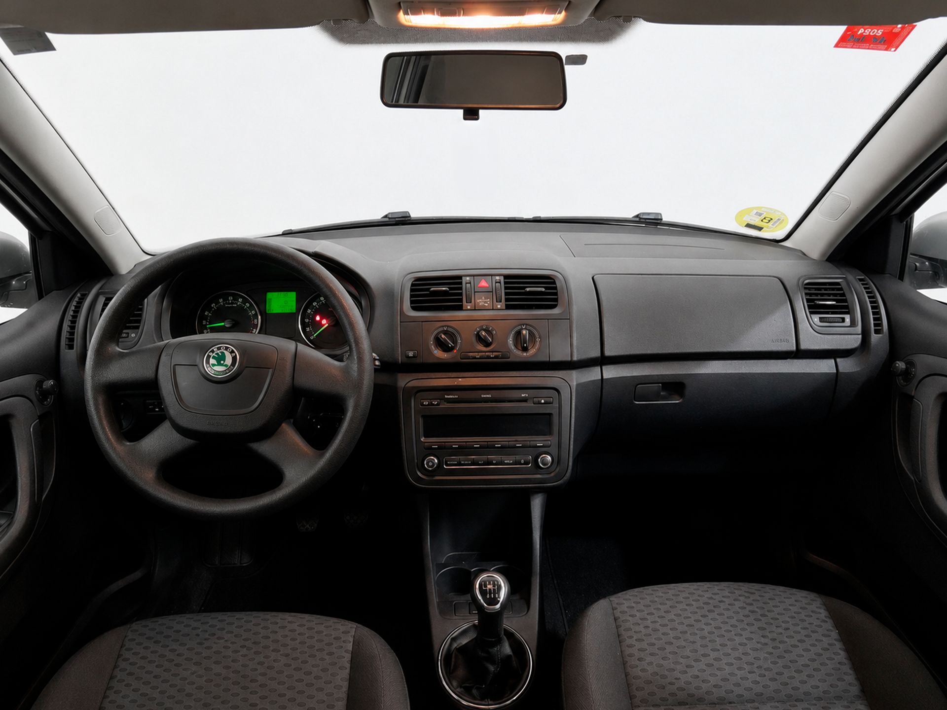 Škoda Fabia 1.6 TDI Young - foto 6