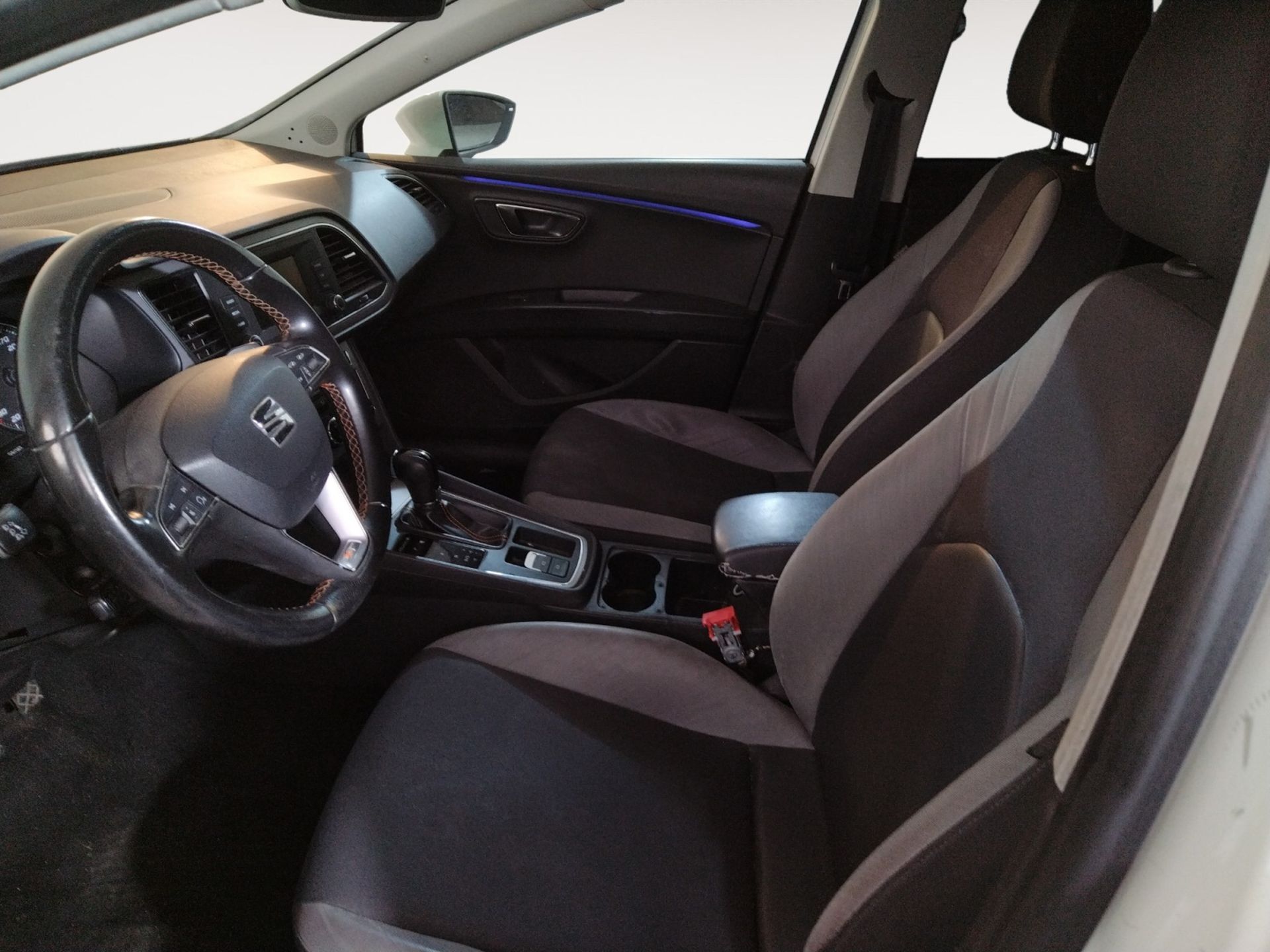 SEAT León 2.0 TDI X-perience 4Drive DSG - foto 9