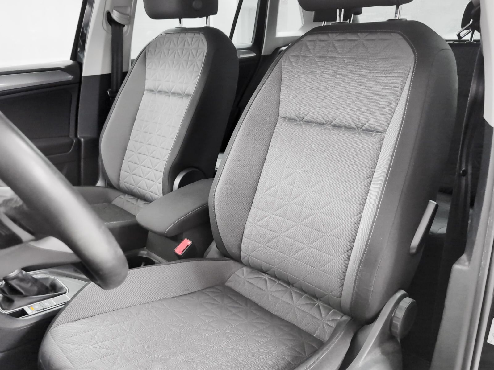 Volkswagen Tiguan Life 2.0 TDI DSG - foto 22