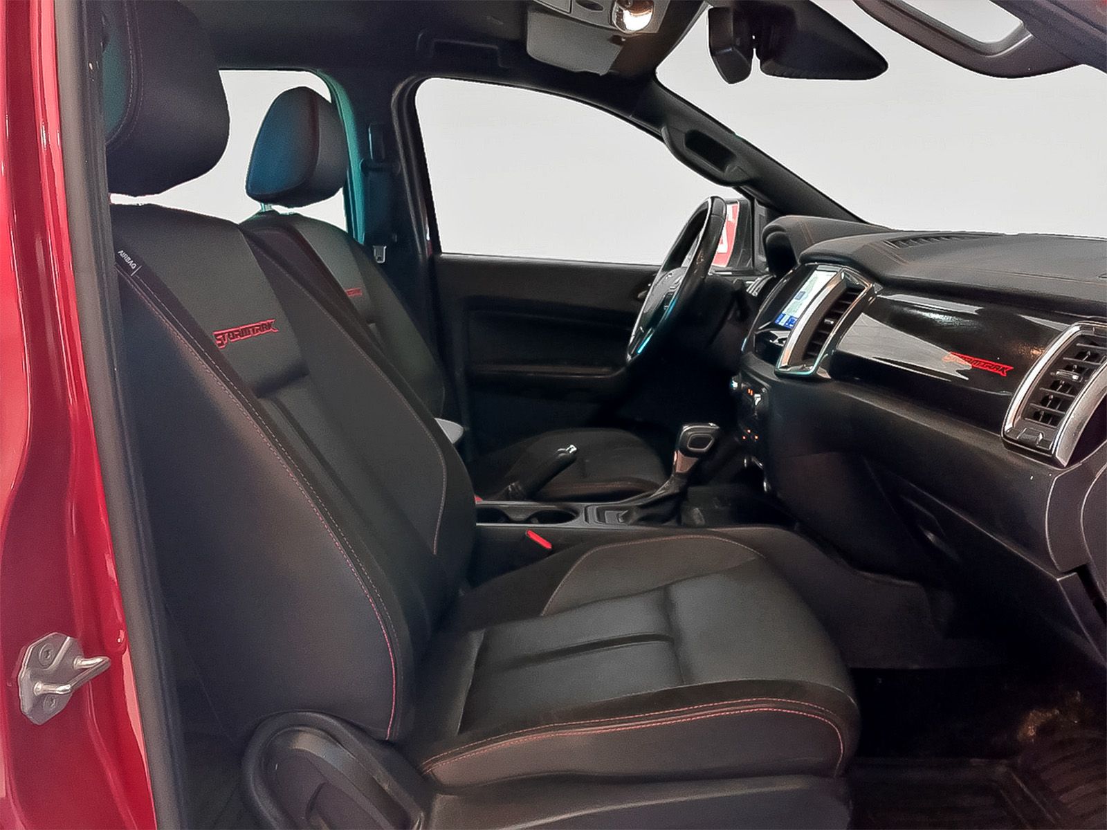 Ford Ranger Pickup 2.0 EcoBlue Doble Cabina Wildtrack 4x4 - foto 12