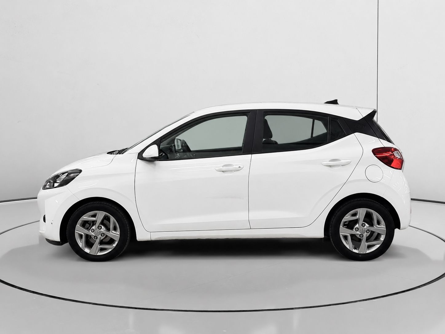 Hyundai i10 1.0 Klass - foto 6