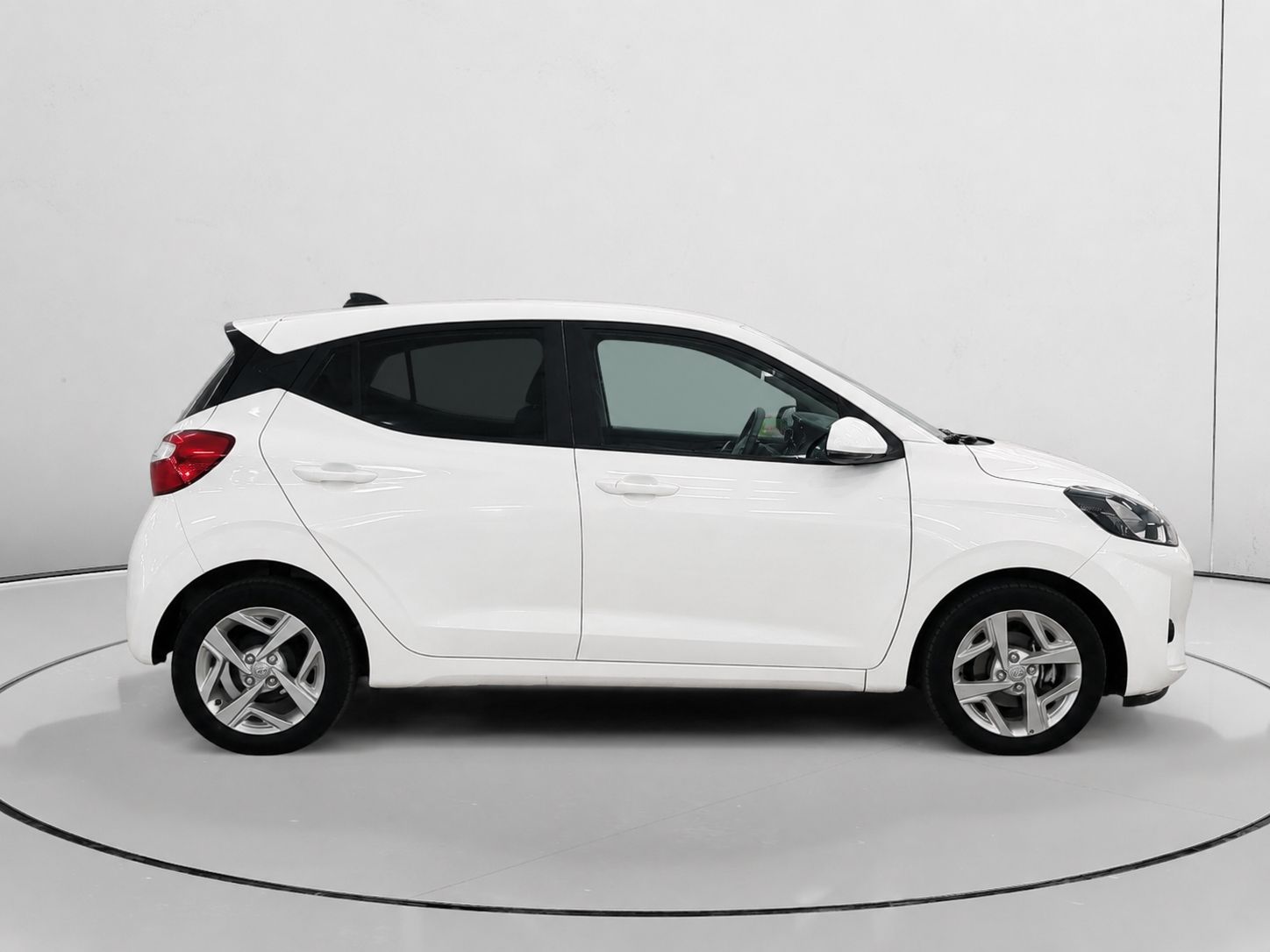 Hyundai i10 1.0 Klass - foto 2