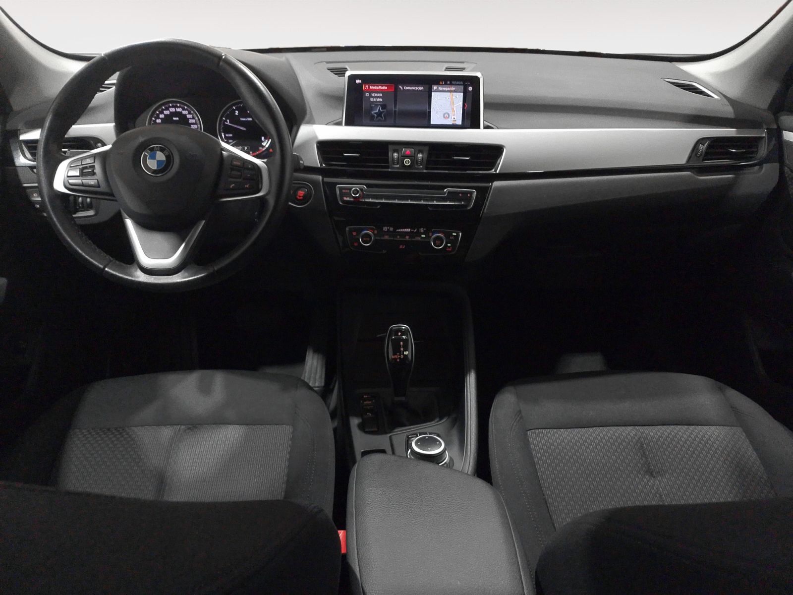 BMW X1 sDrive18d - foto 8