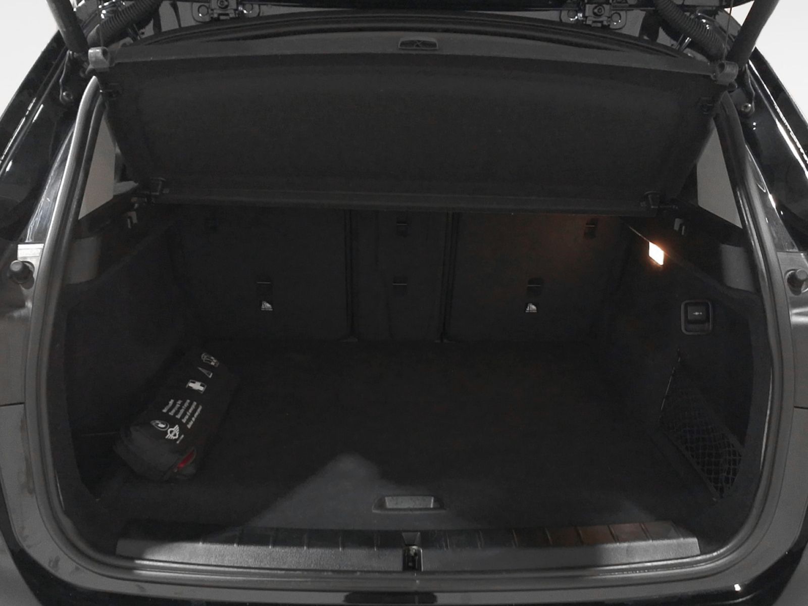 BMW X1 sDrive18d - foto 13