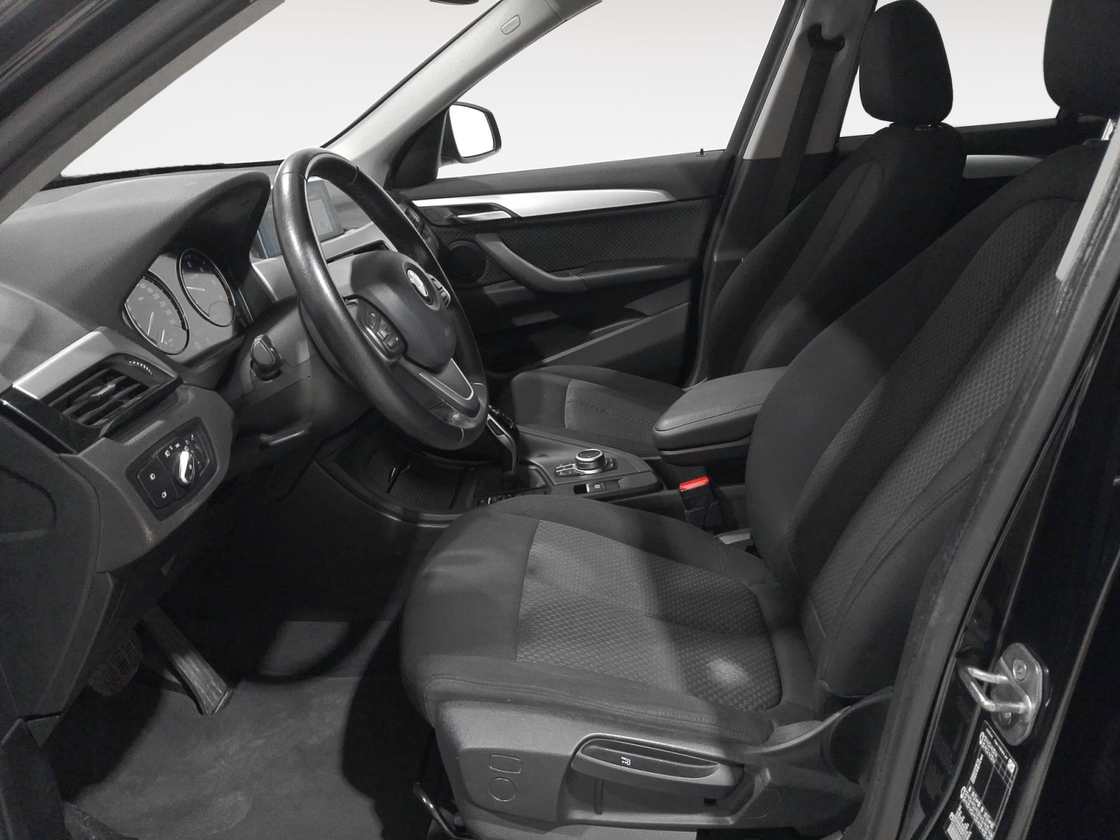 BMW X1 sDrive18d - foto 10