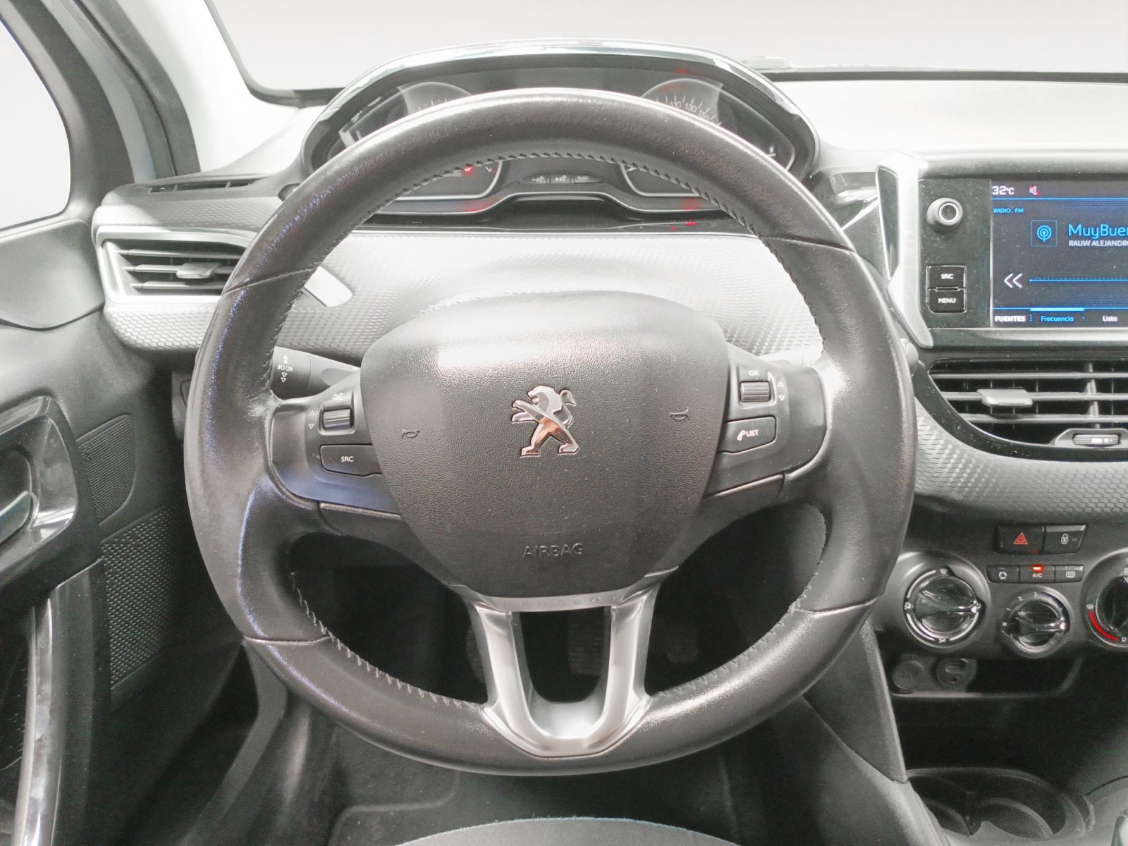 Peugeot 208 PureTech 82 Style - foto 10