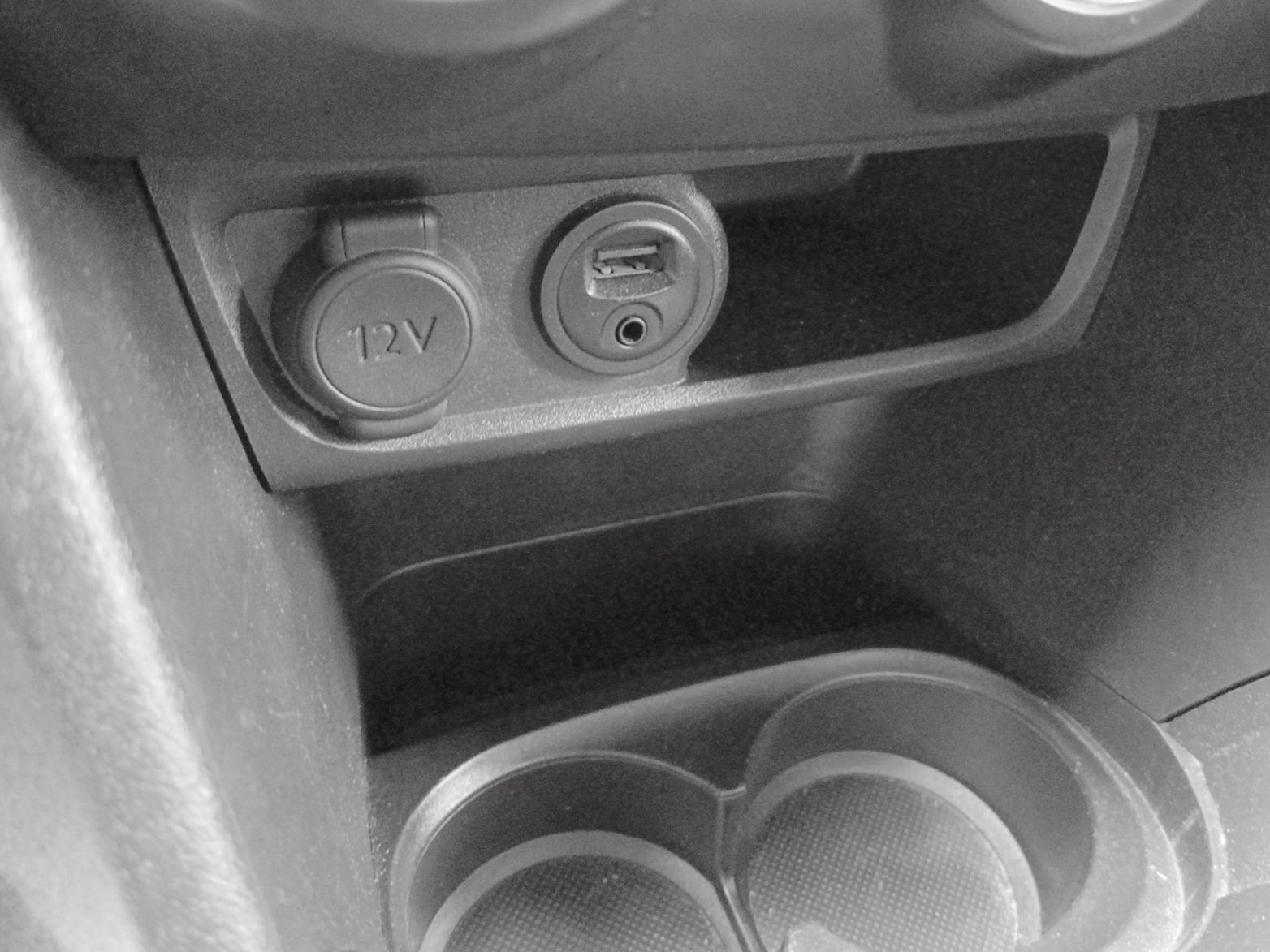 Peugeot 208 PureTech 82 Style - foto 21