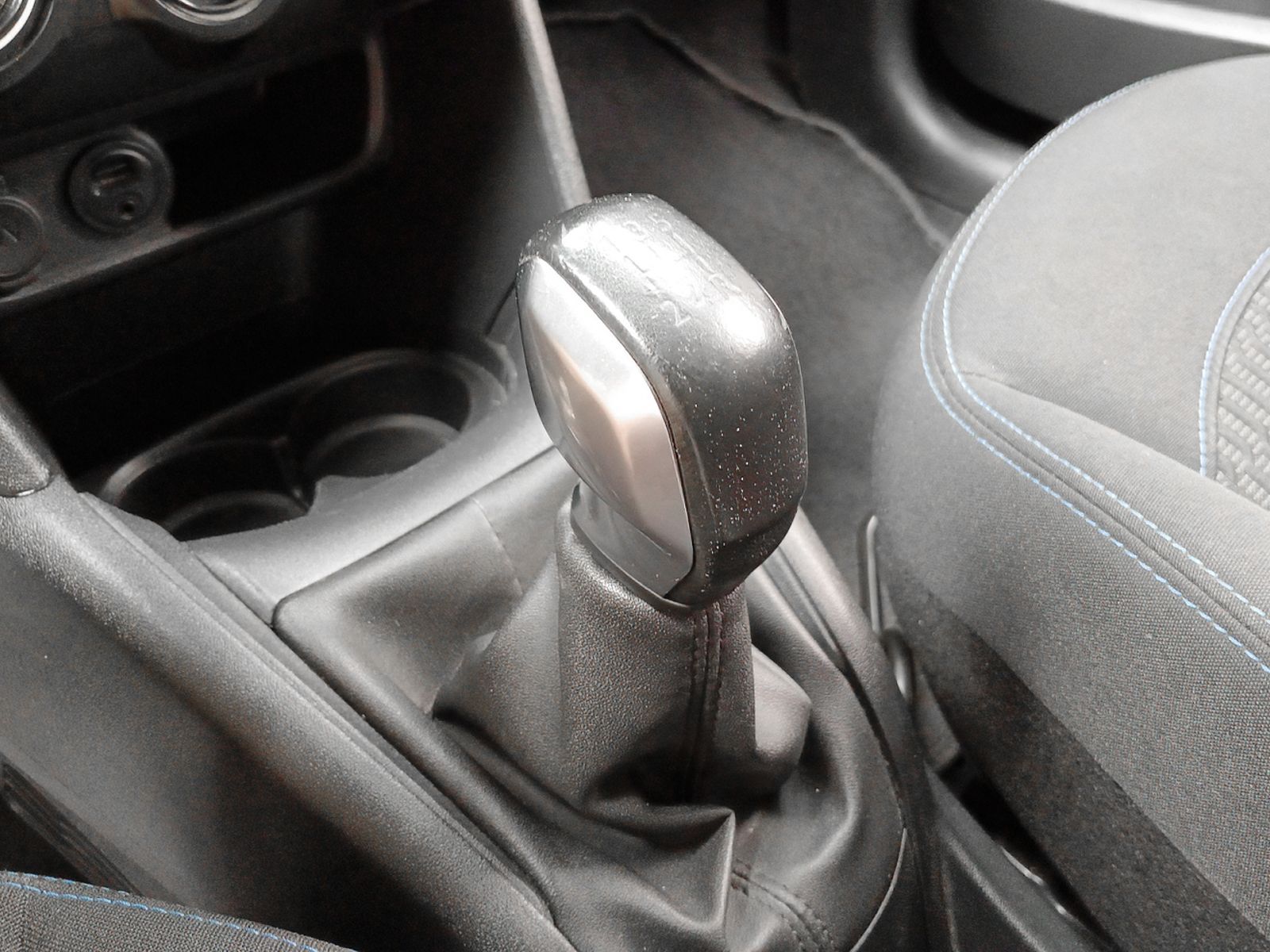 Peugeot 208 PureTech 82 Style - foto 15