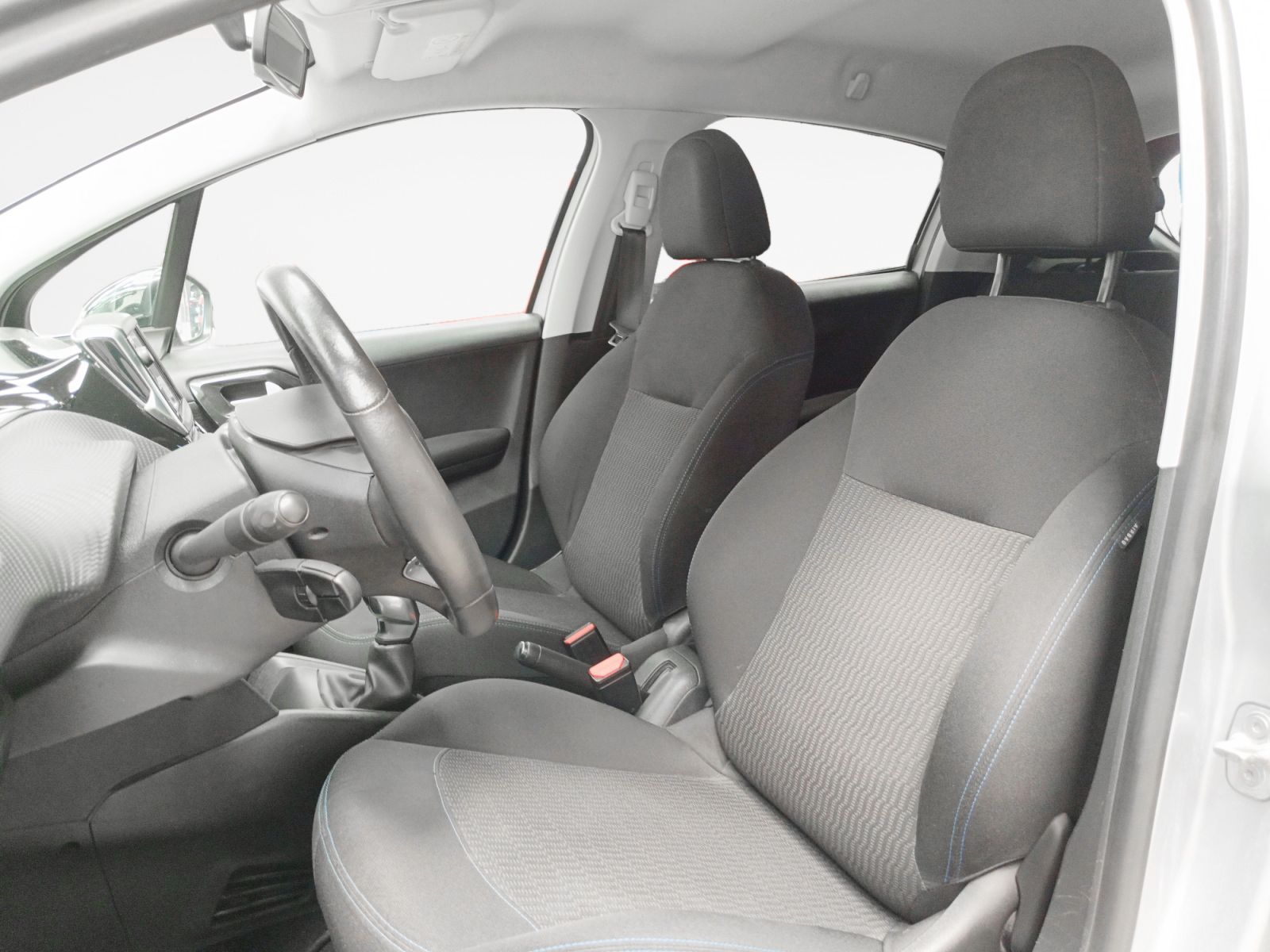 Peugeot 208 PureTech 82 Style - foto 11