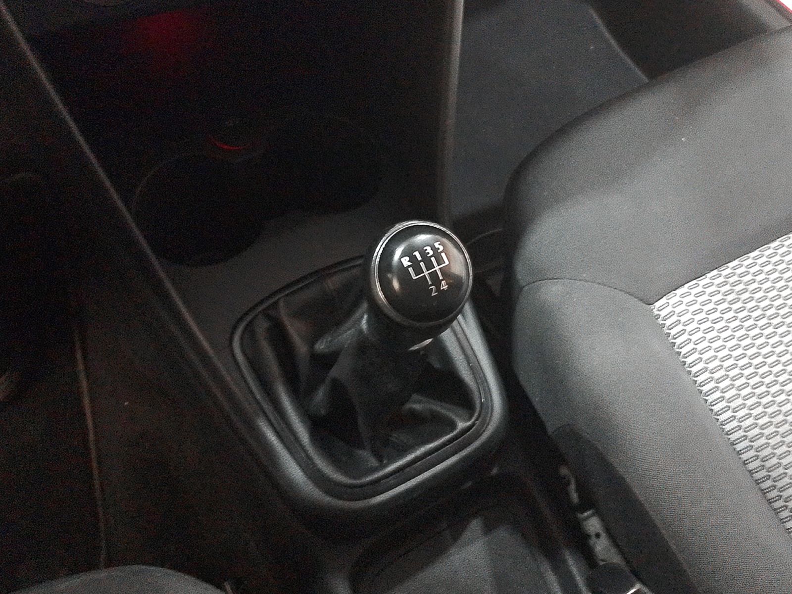 Volkswagen Polo Advance 1.2 TDI - foto 15