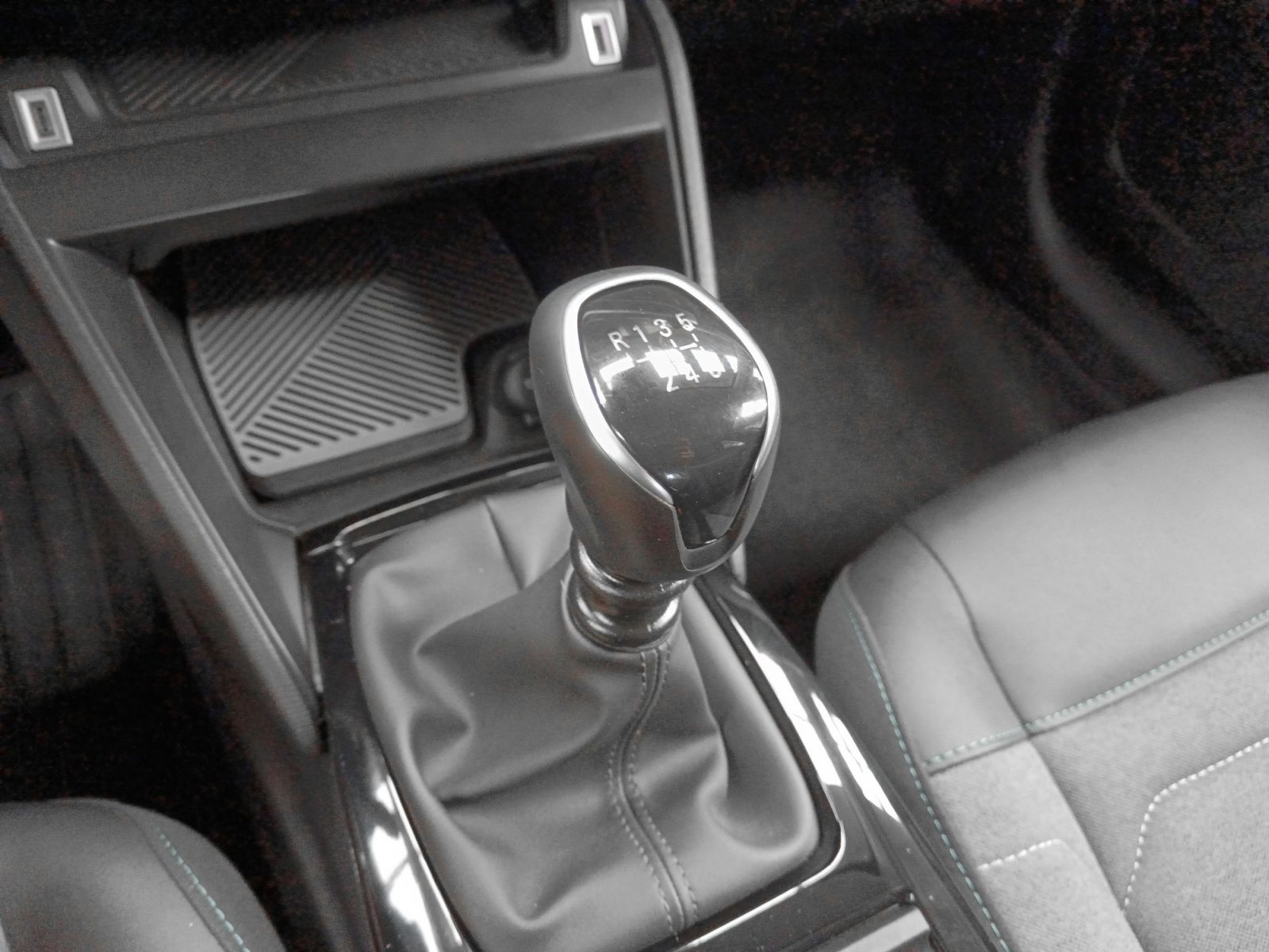 Citroën C4 PureTech 130 Plus - foto 14