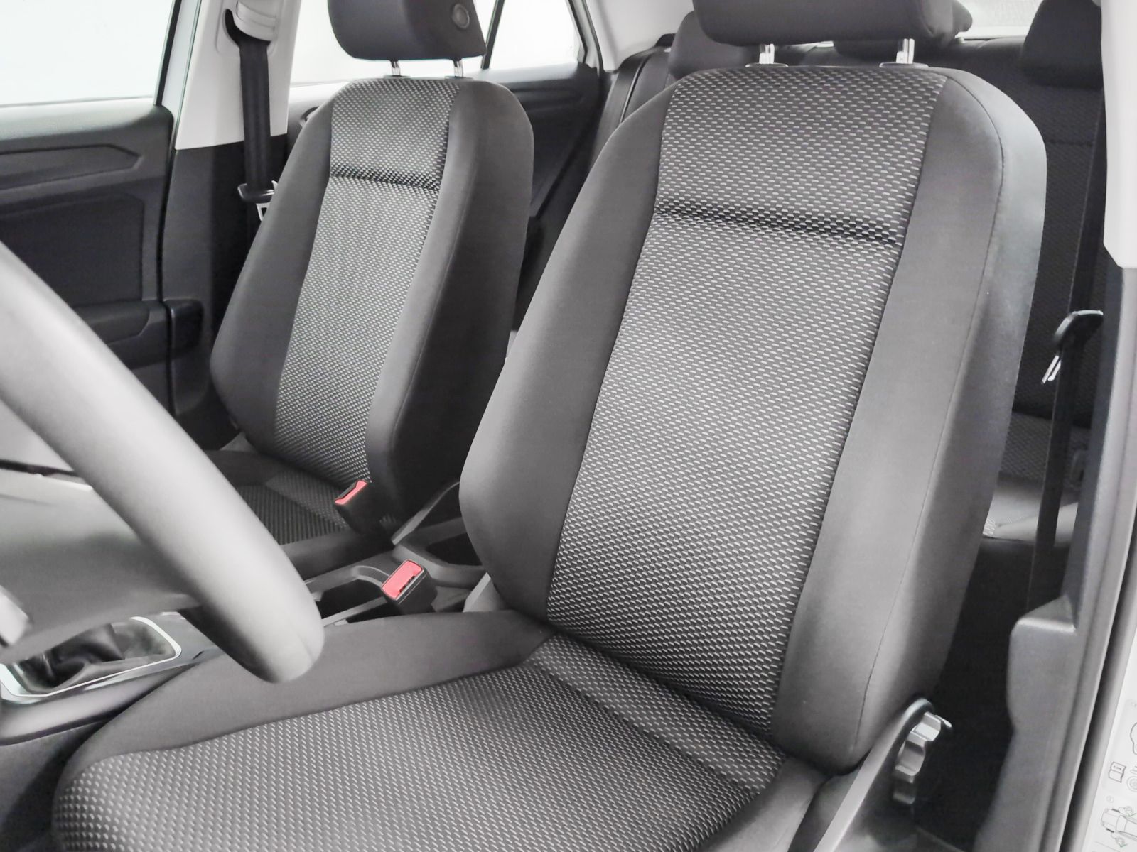 Volkswagen T-Roc 1.0 TSI - foto 21