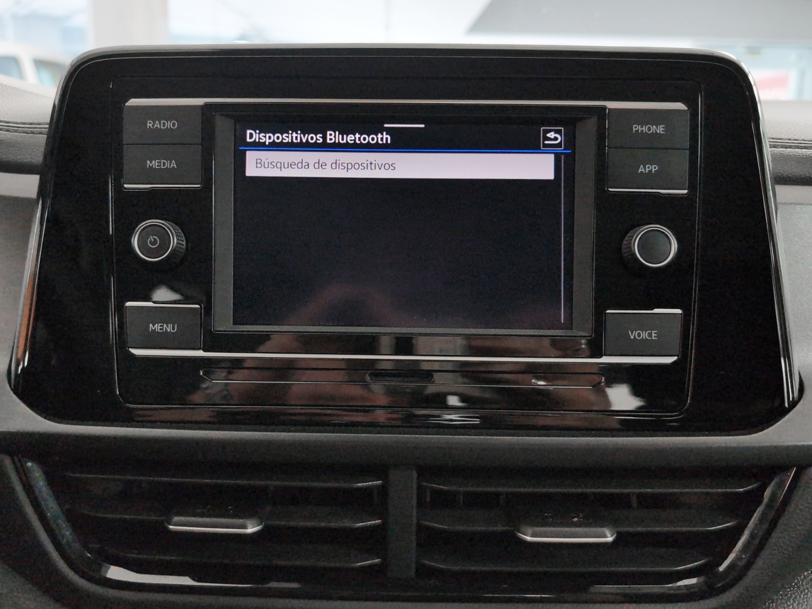 Volkswagen T-Roc 1.0 TSI - foto 18