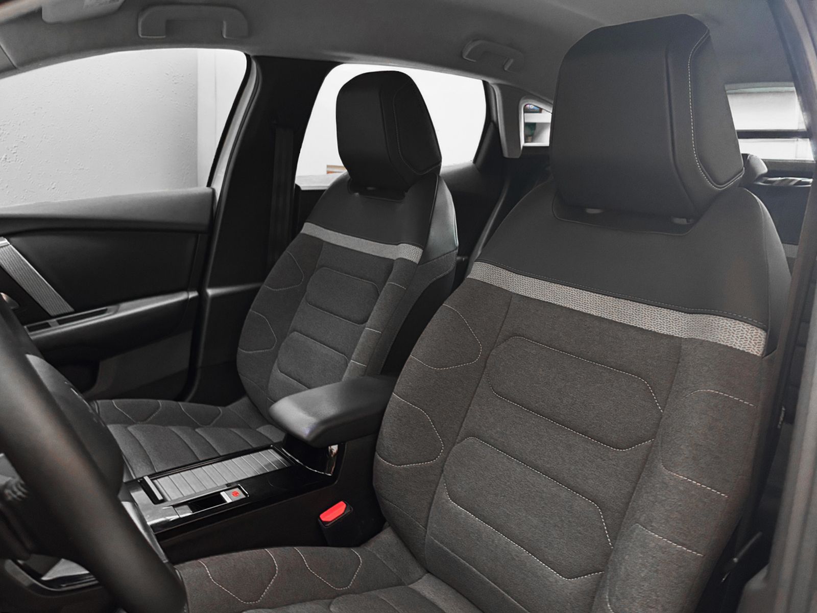 Citroën C4 BlueHDi 130 Feel Pack EAT8 - foto 23