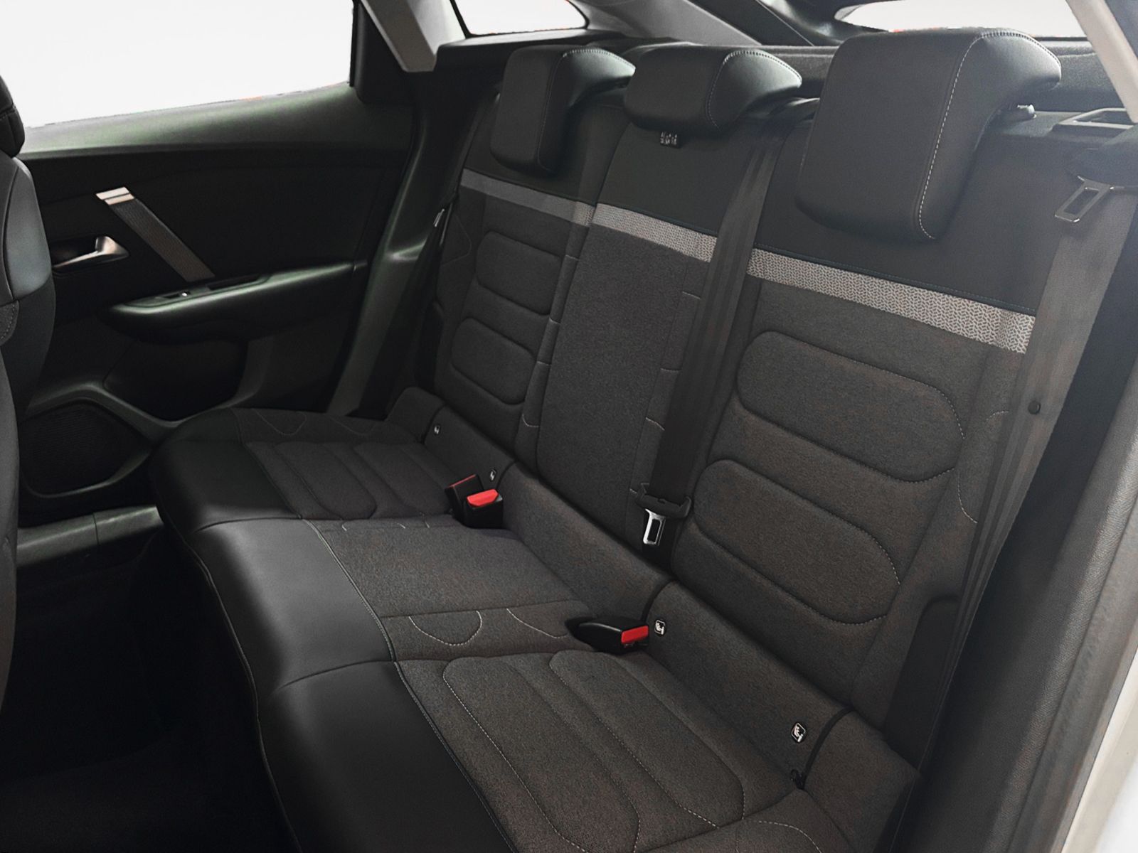 Citroën C4 BlueHDi 130 Feel Pack EAT8 - foto 12