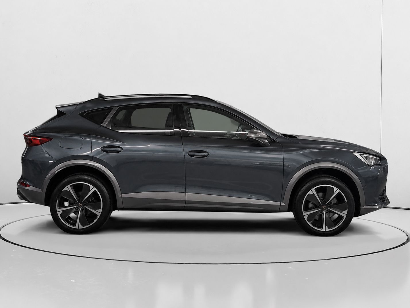 Cupra Formentor 1.5 TSI Tech Edition DSG - foto 2