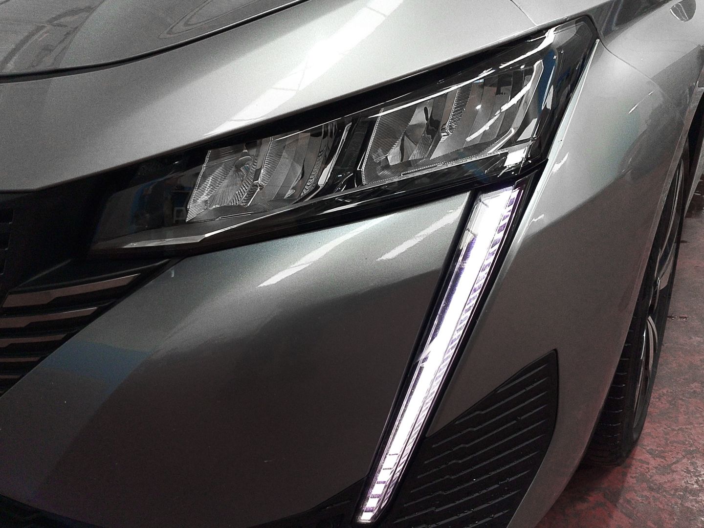 Peugeot 308 PureTech 130 Allure EAT8 - foto 24