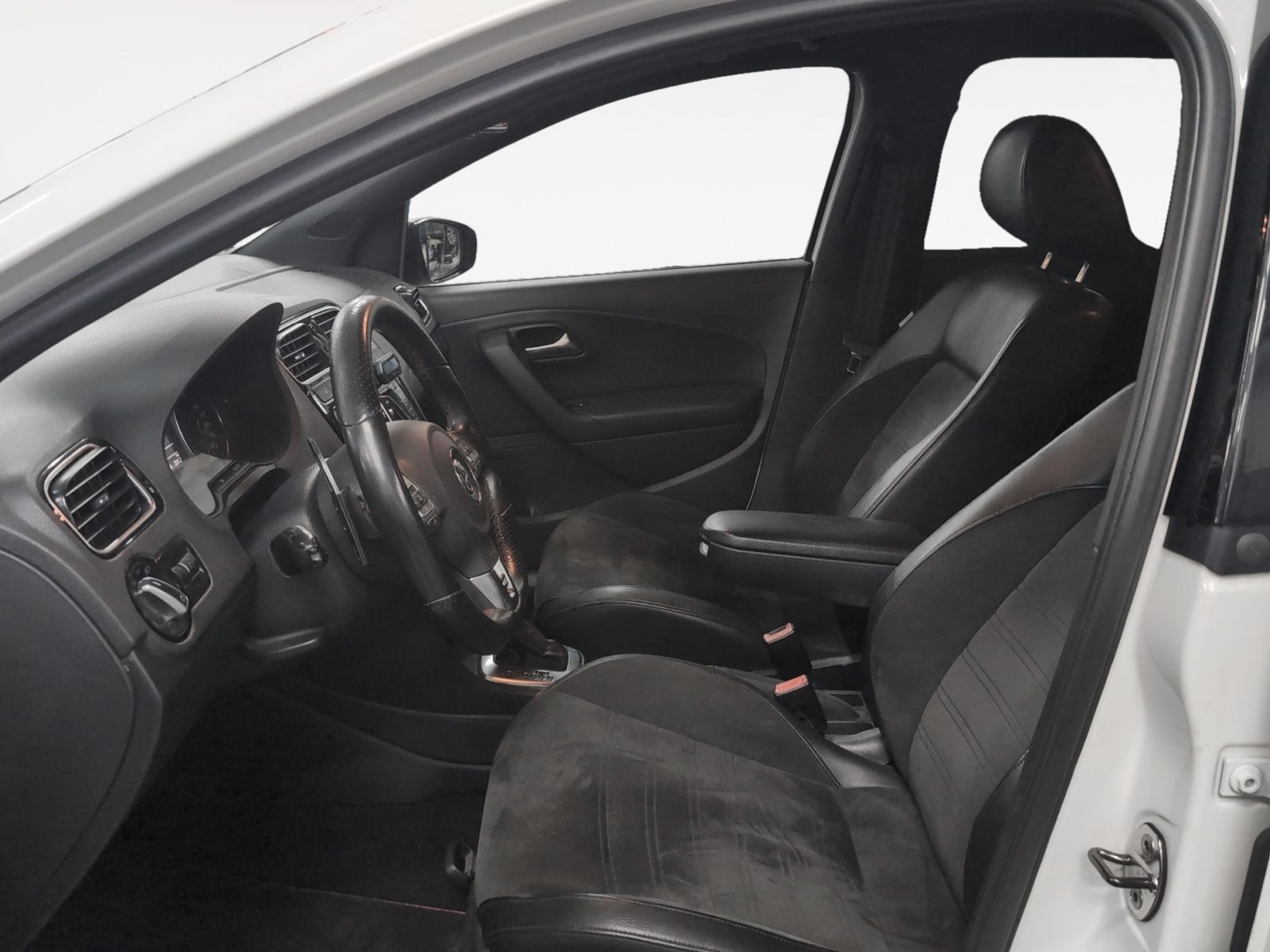 Volkswagen Polo GTI 1.4 TSI DSG - foto 11