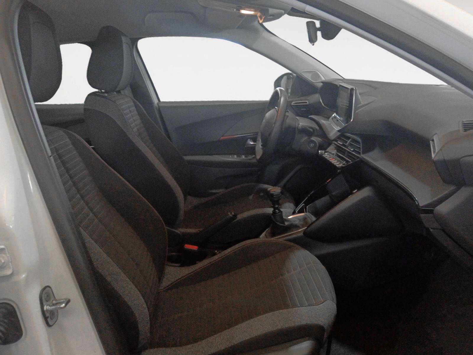 Peugeot 2008 BlueHDi 110 Active - foto 12