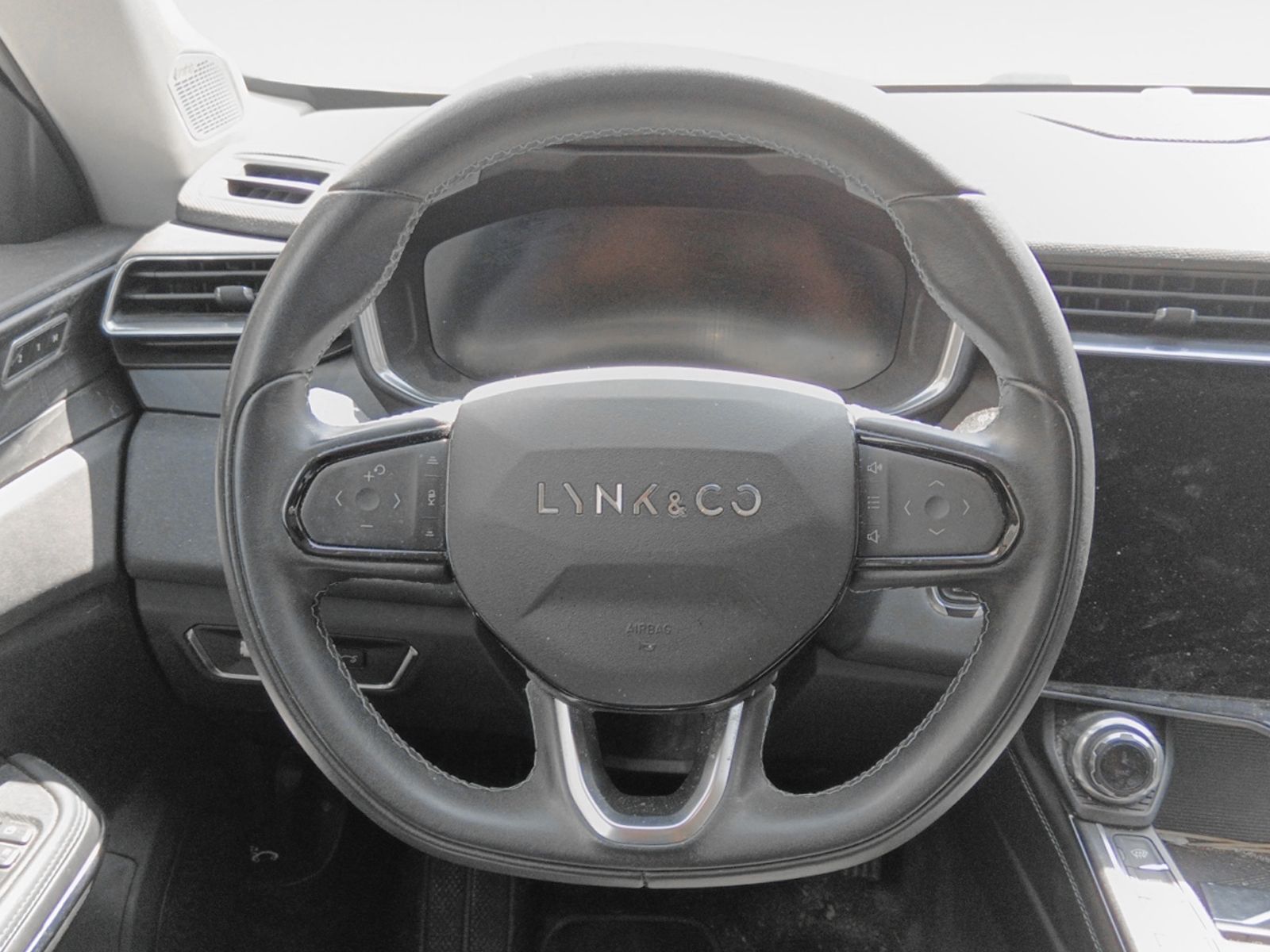 Lynk & Co 01 1.5 PHEV - foto 10