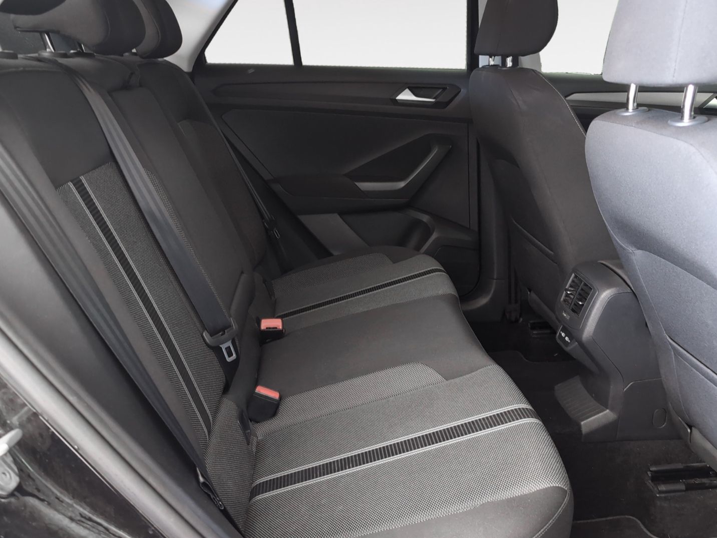 Volkswagen T-Roc Advance 2.0 TDI - foto 11