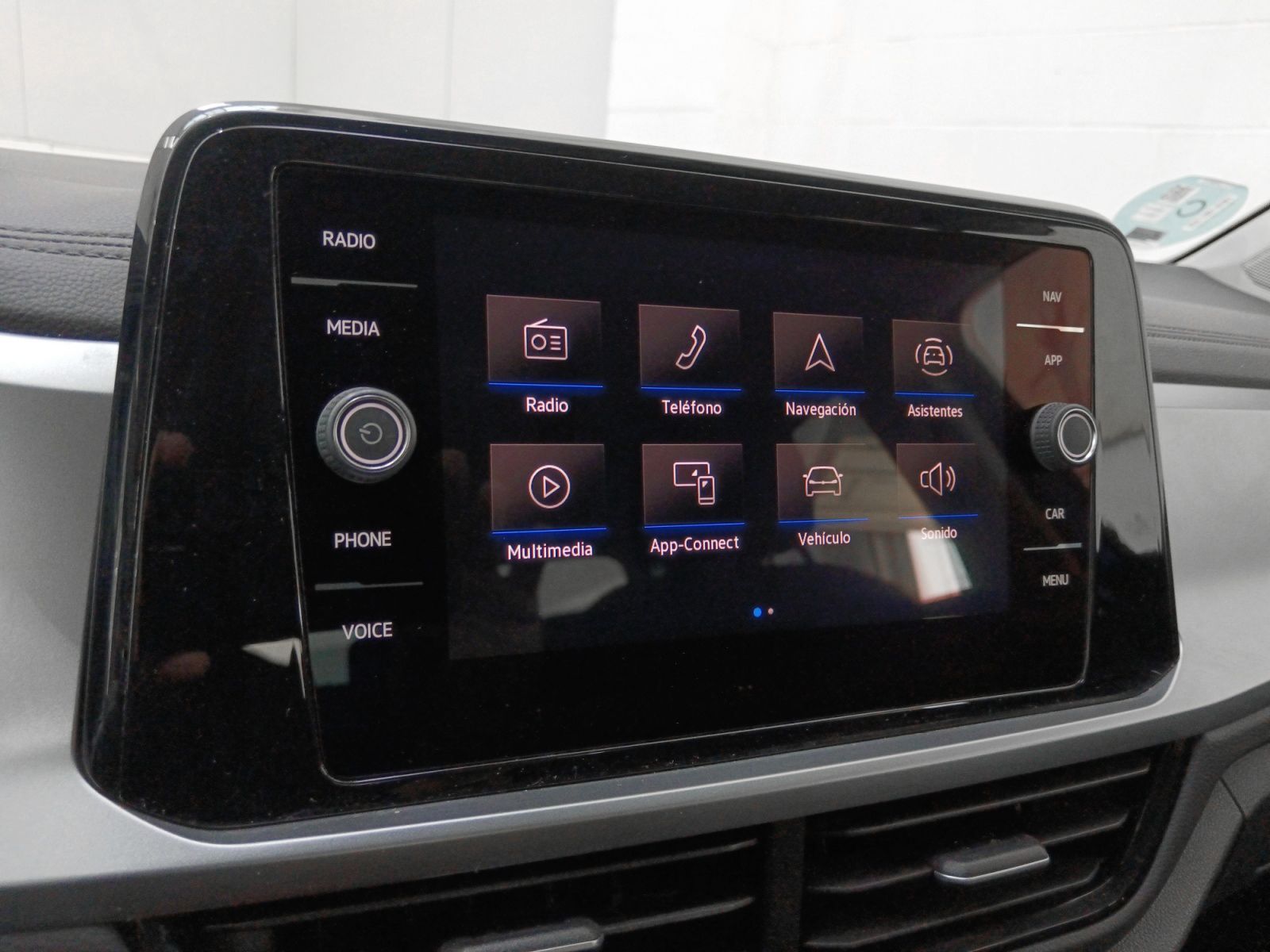 Volkswagen T-Roc Life 1.0 TSI - foto 16