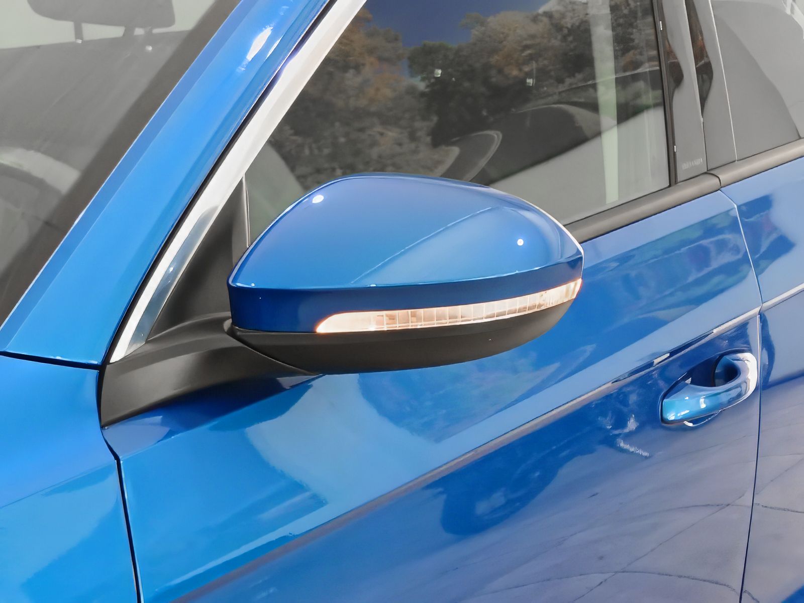 Volkswagen T-Roc Life 1.0 TSI - foto 23