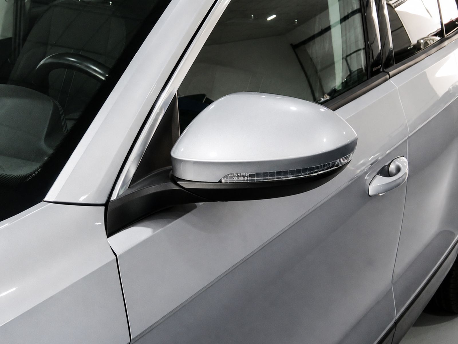 Volkswagen T-Roc Life 2.0 TDI - foto 25