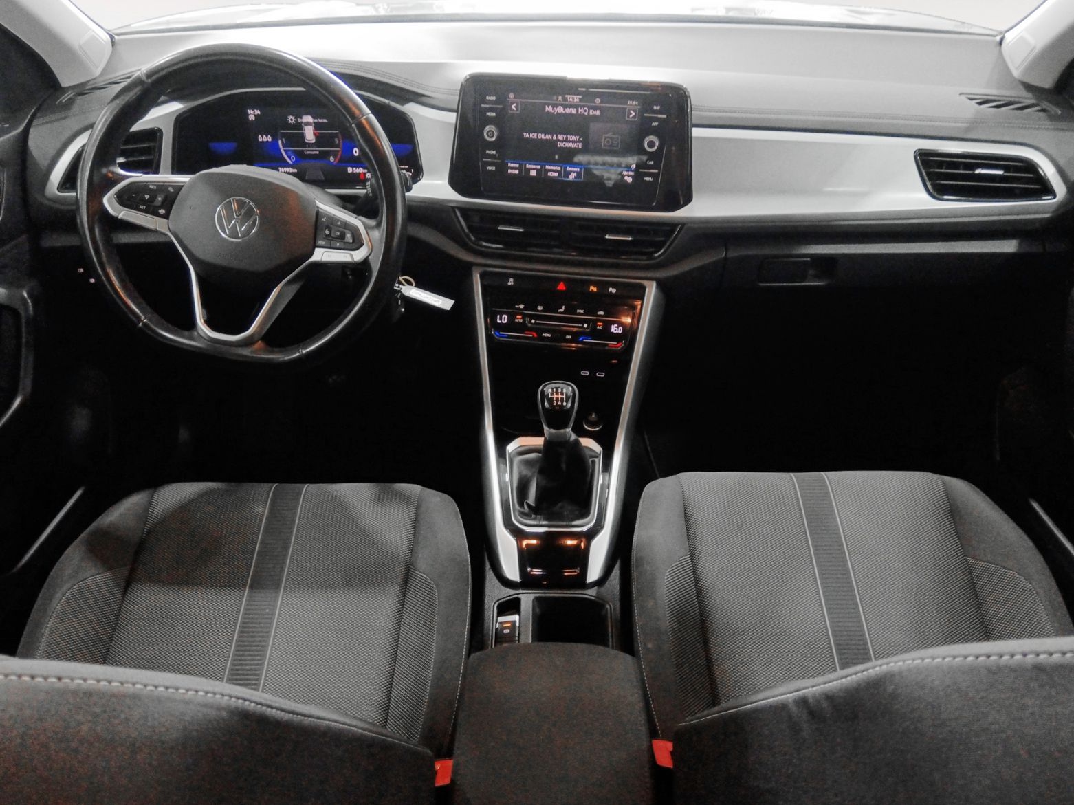 Volkswagen T-Roc Life 2.0 TDI - foto 8