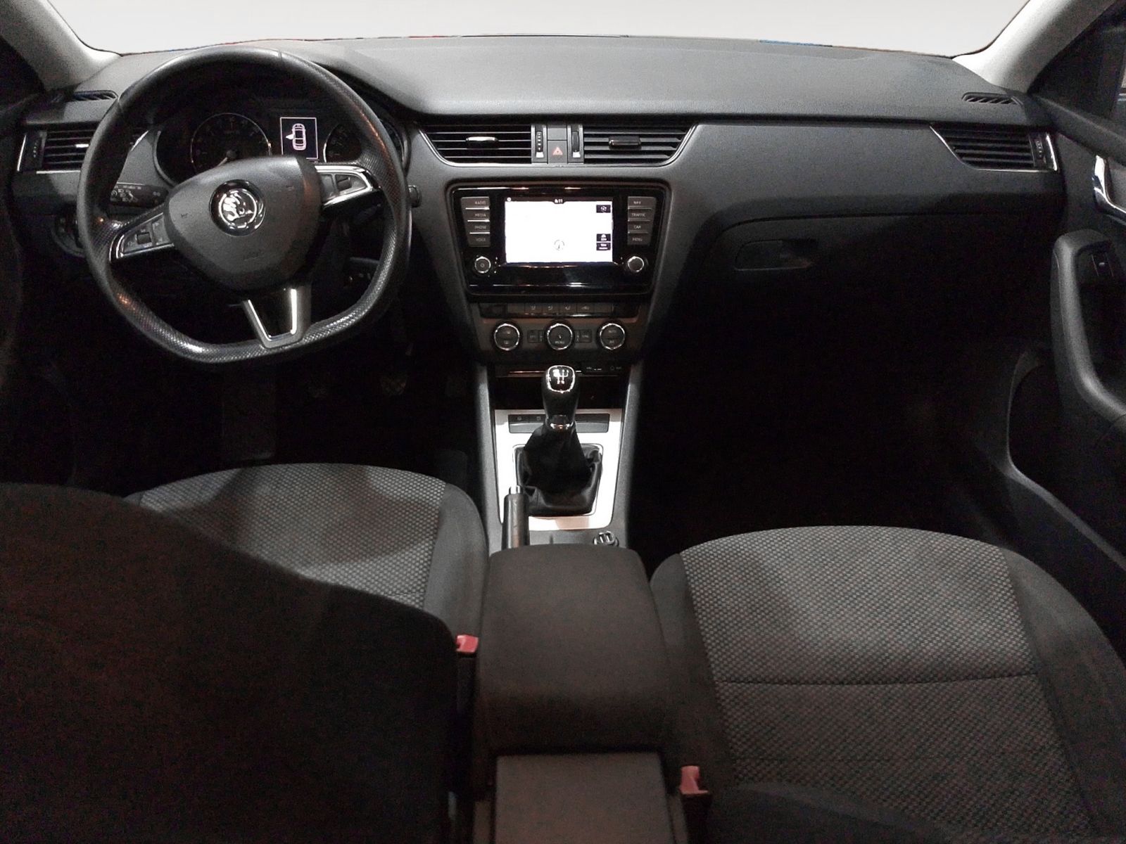 Škoda Octavia 1.6 TDI CR Ambition - foto 9