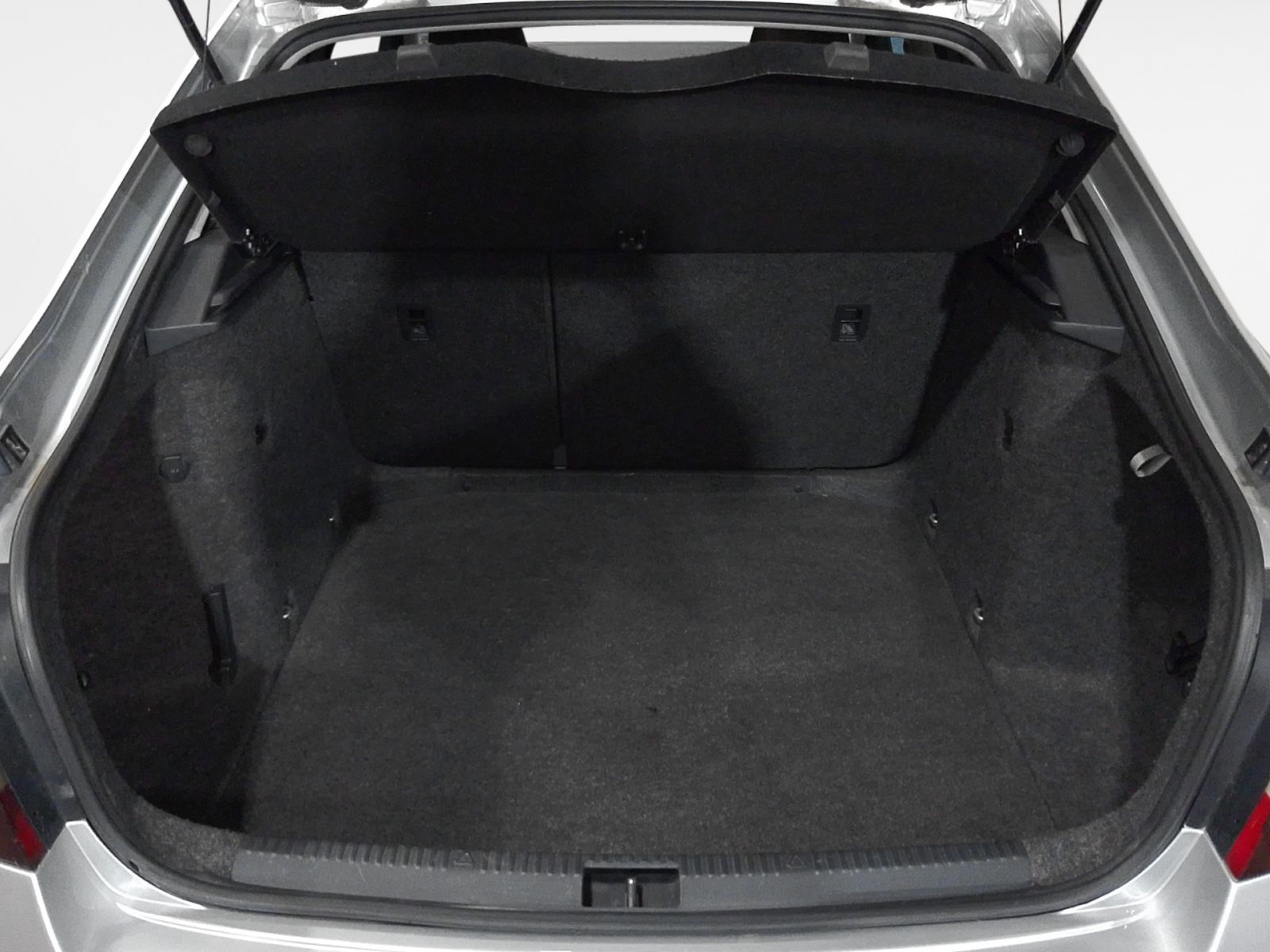 Škoda Octavia 1.6 TDI CR Ambition - foto 14