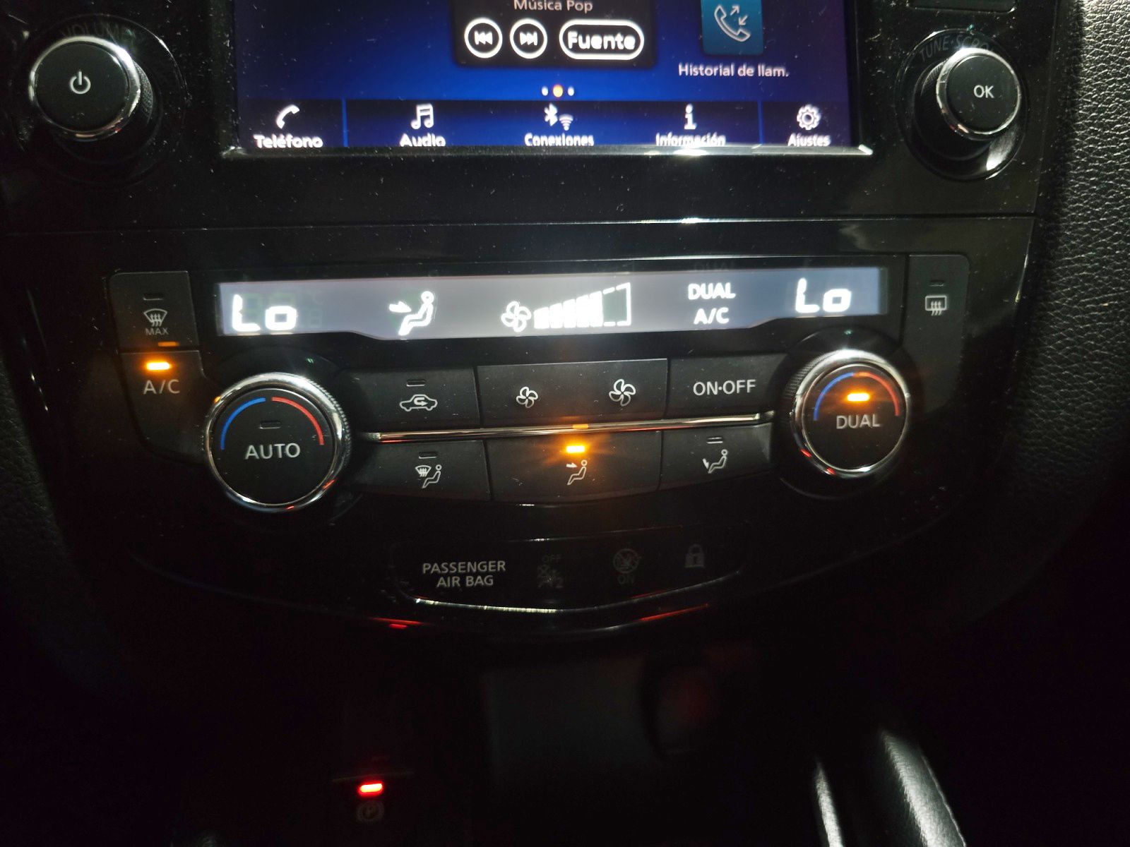 Nissan Qashqai dCi 115 Acenta - foto 21