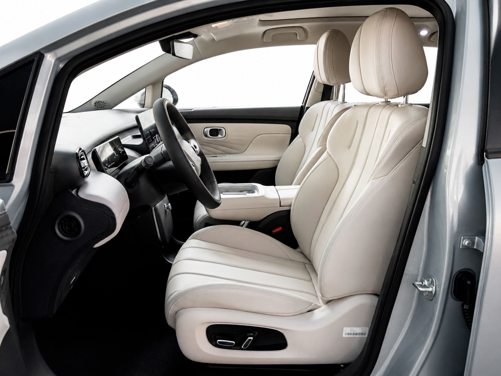 GAC Aion UT Luxury - foto 10