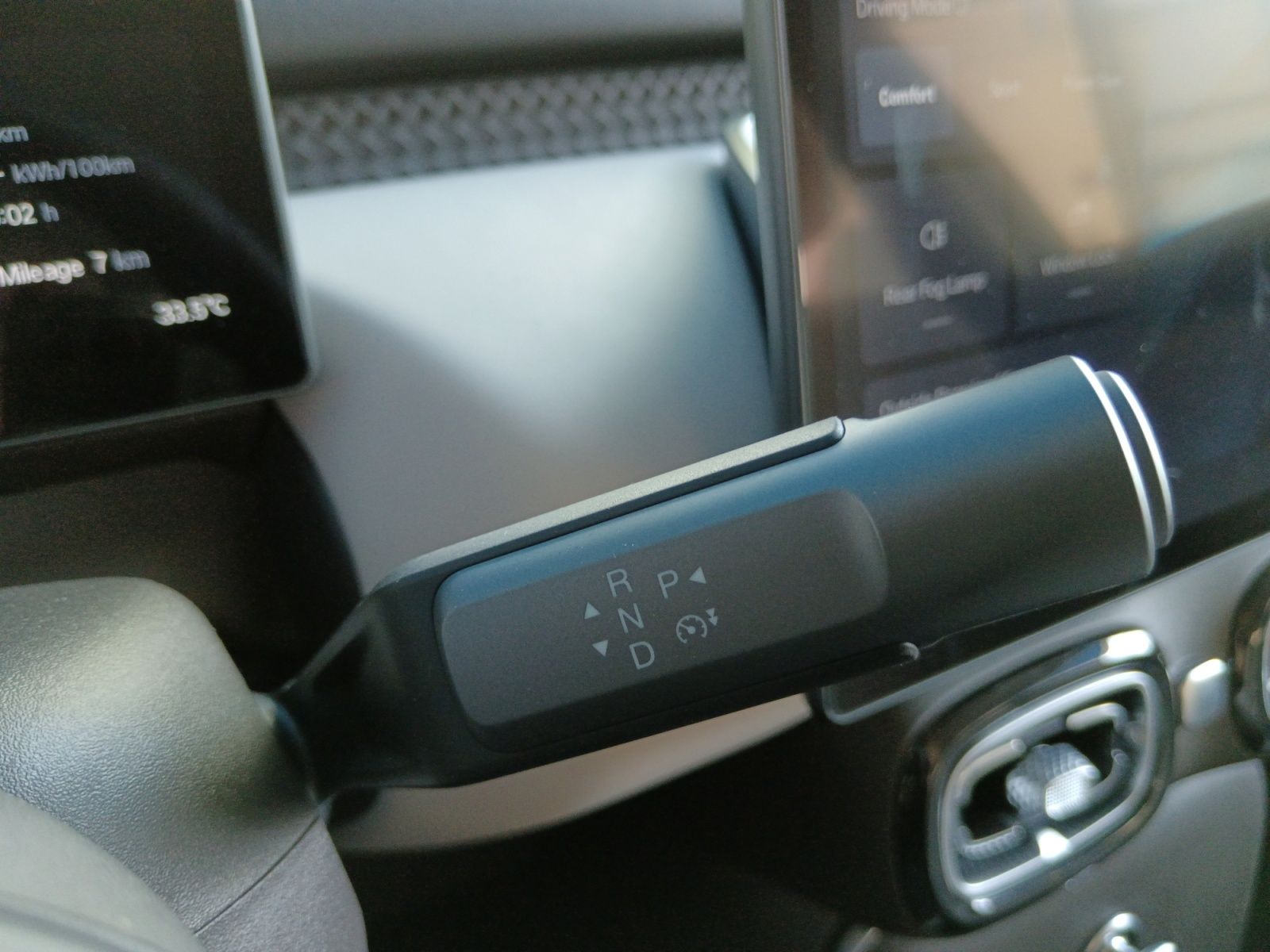 GAC Aion UT Premium - foto 15