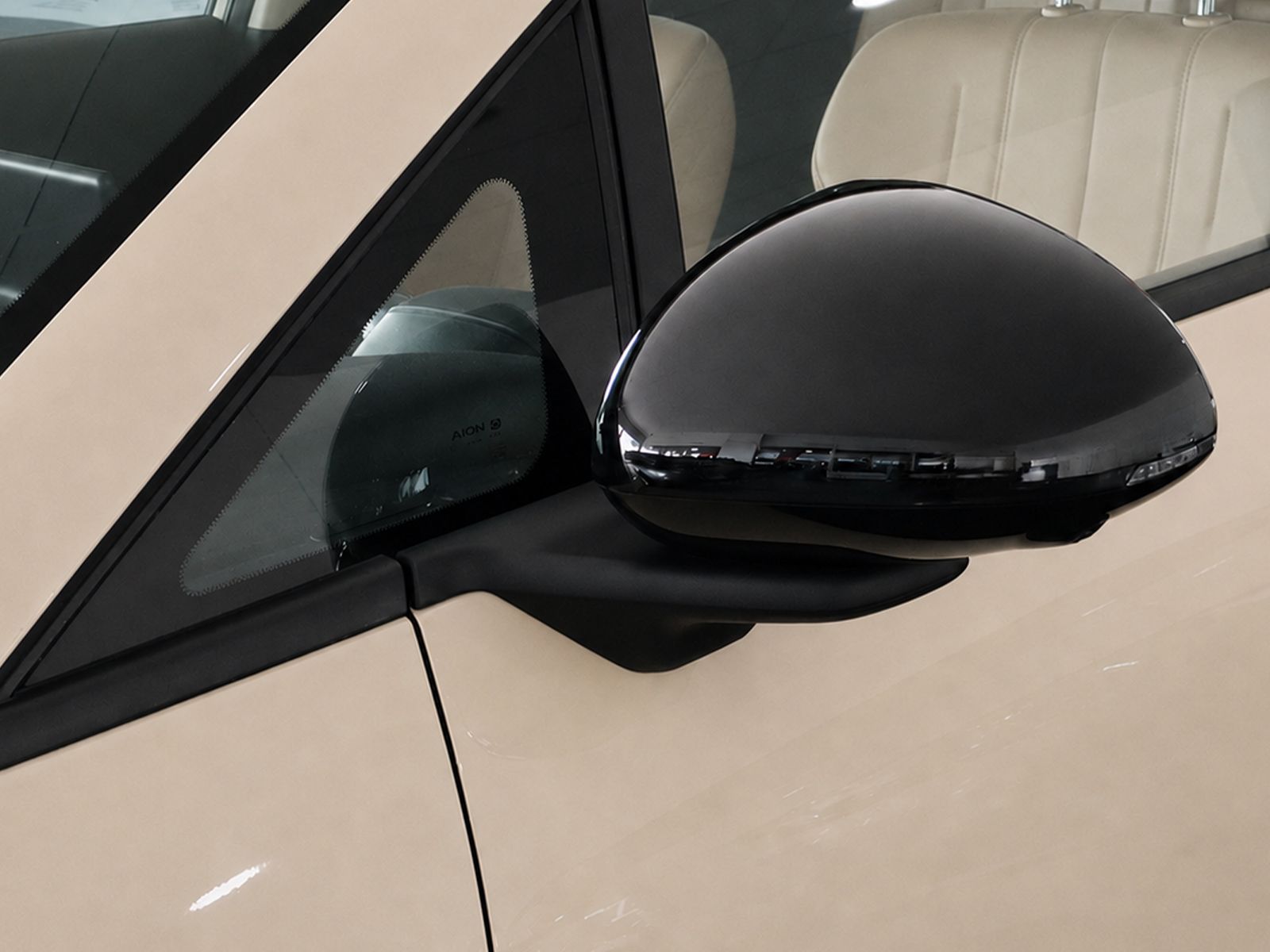 GAC Aion UT Premium - foto 24